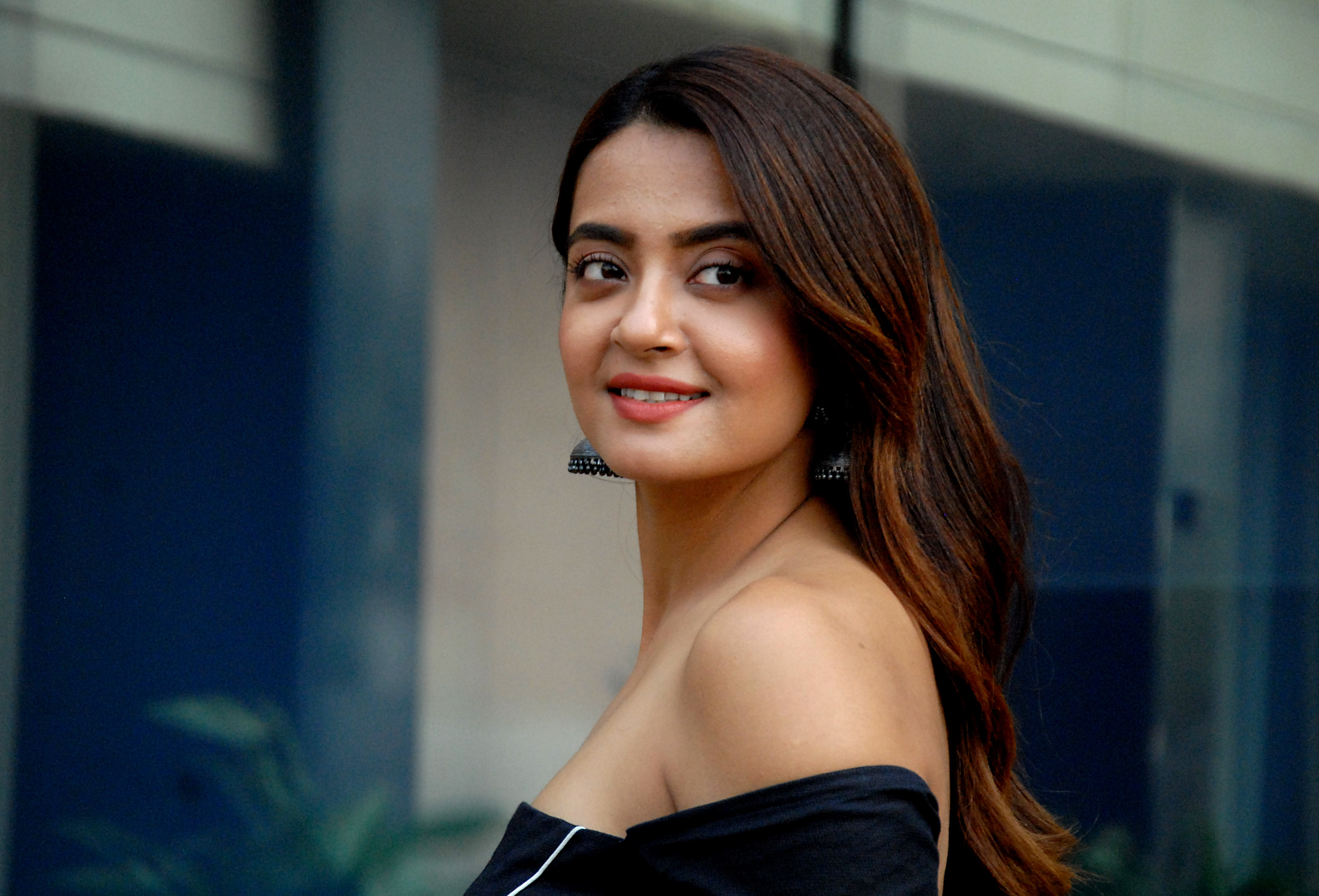 Watch: Surveen Chawla does difficult