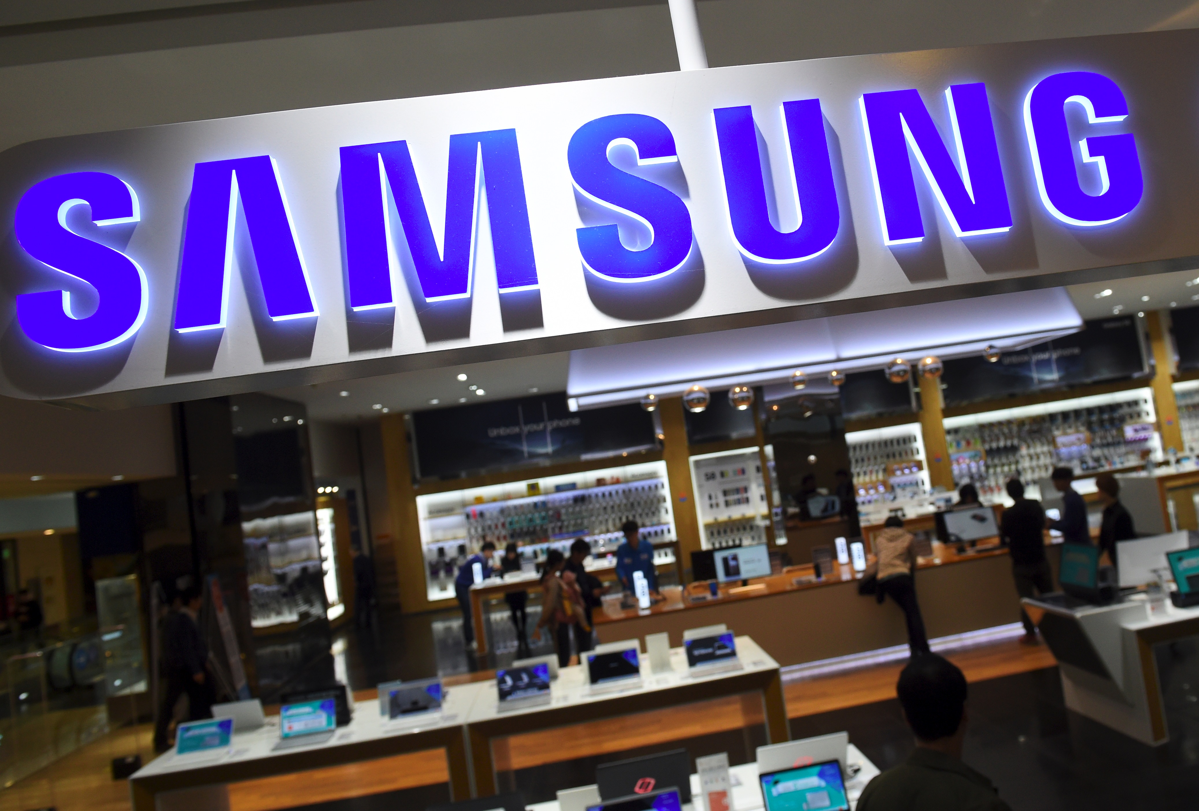 Samsung's foldable phone coming sooner