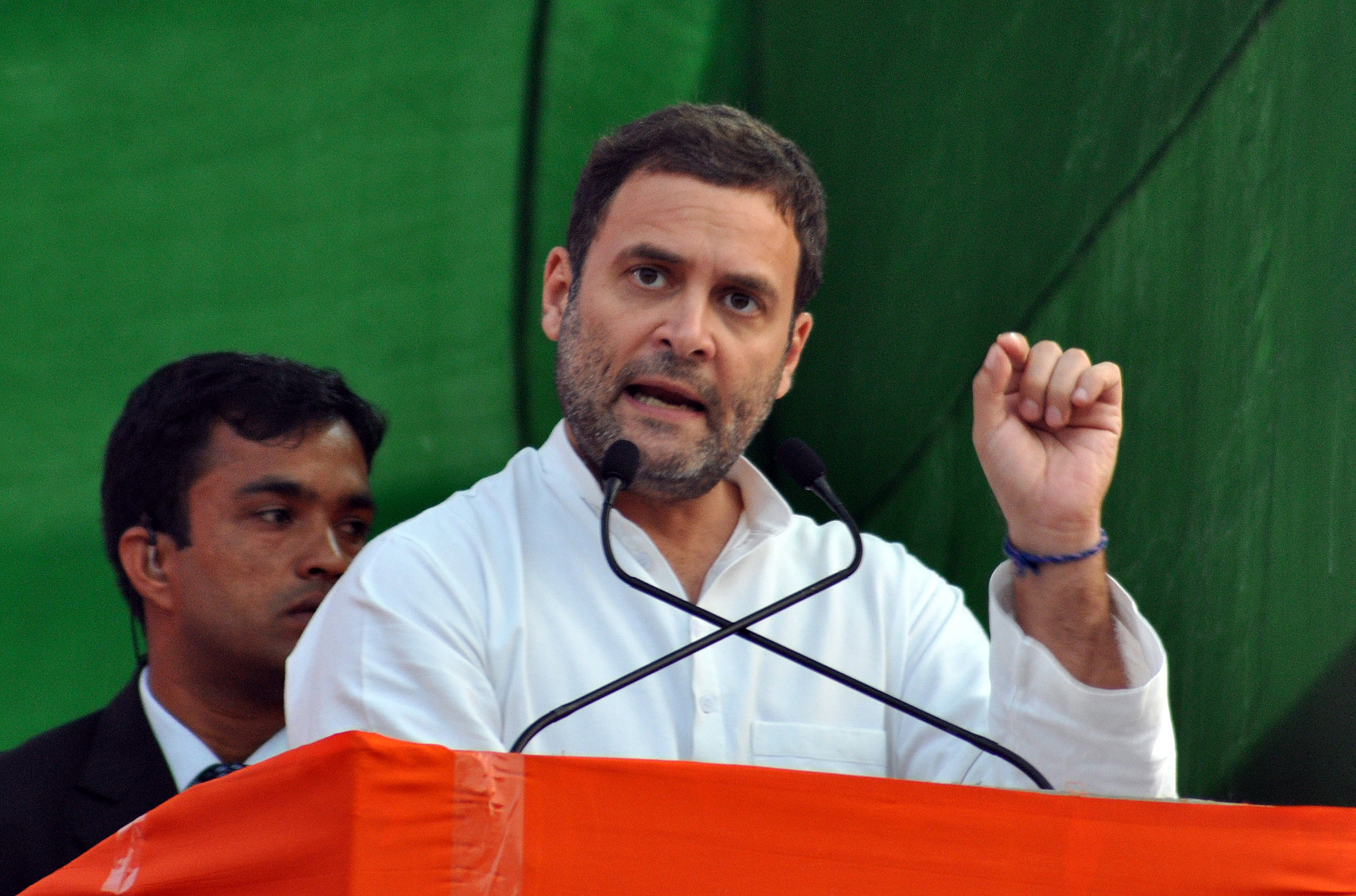 Rahul takes cocaine: Swamy