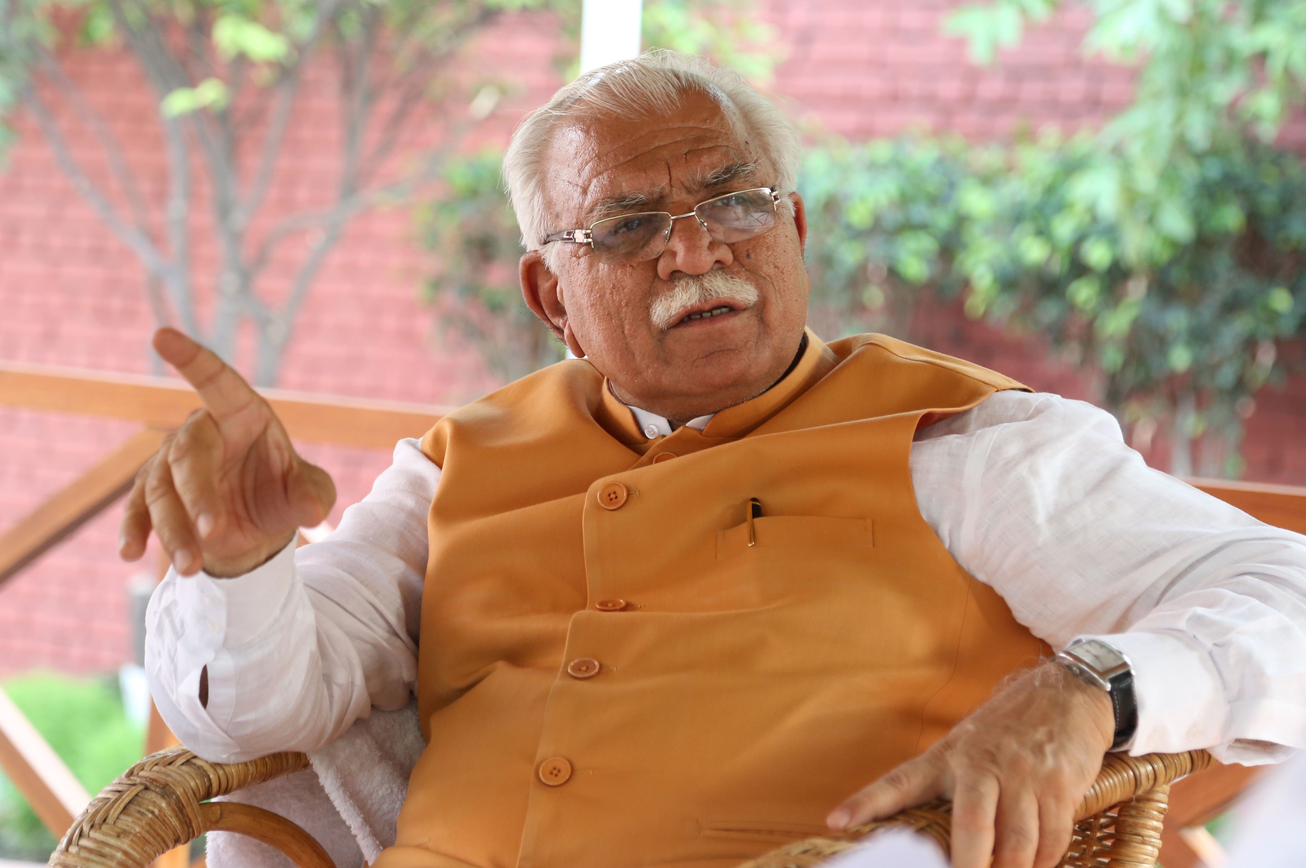 Learn Etiquette, Khattar tells journalist