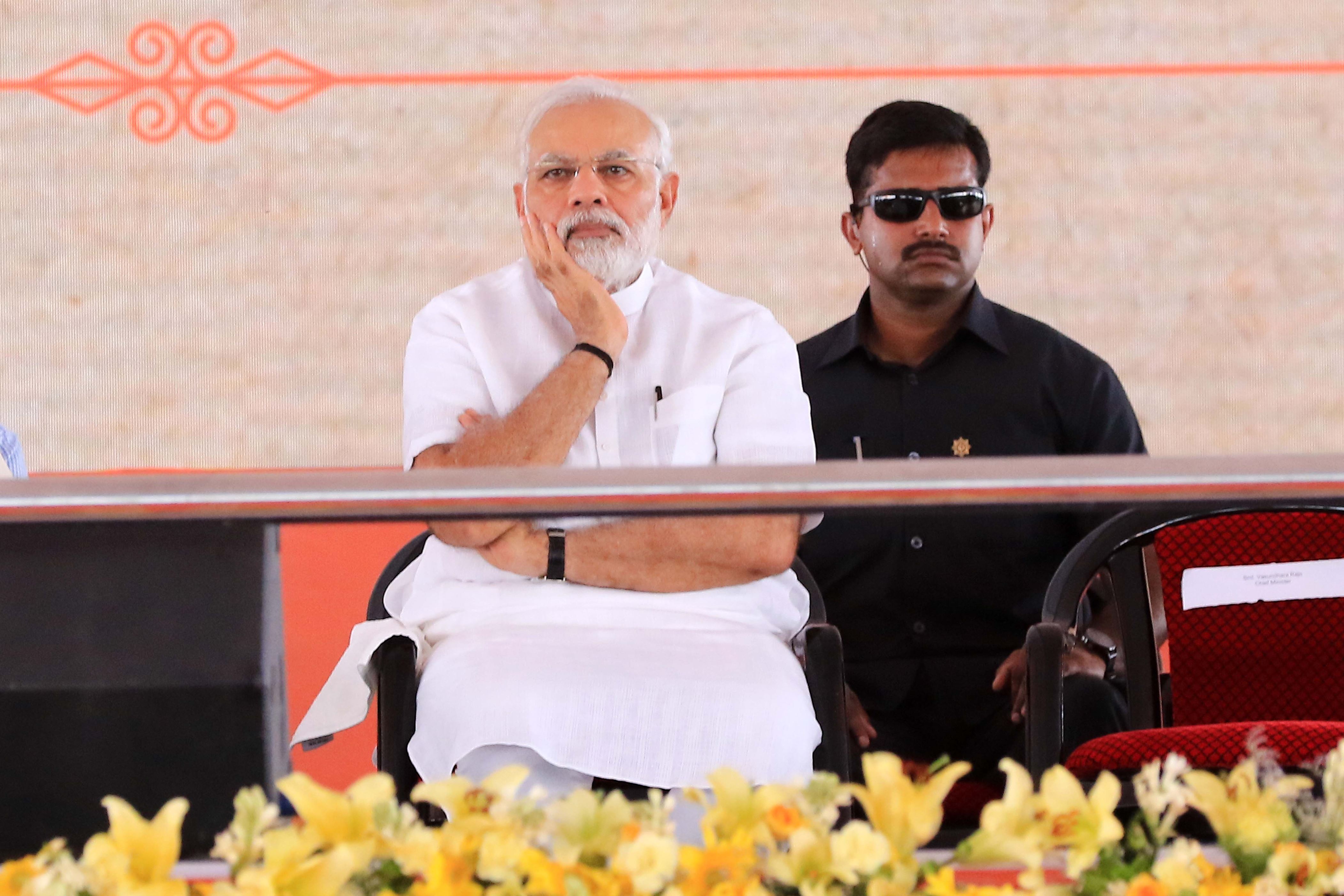 Cong targets with video