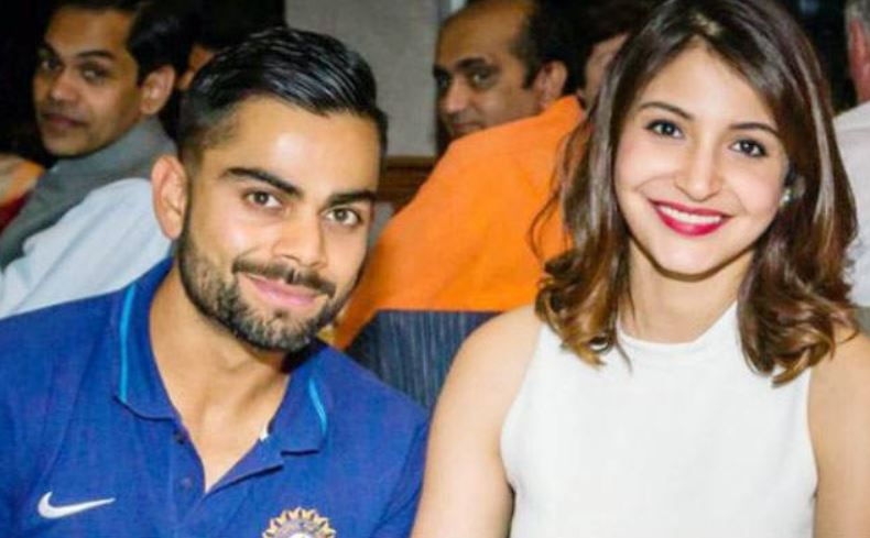 Anushka giving Virat angry look?