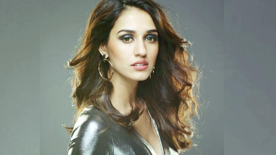 Disha Patani sizzles mini dress