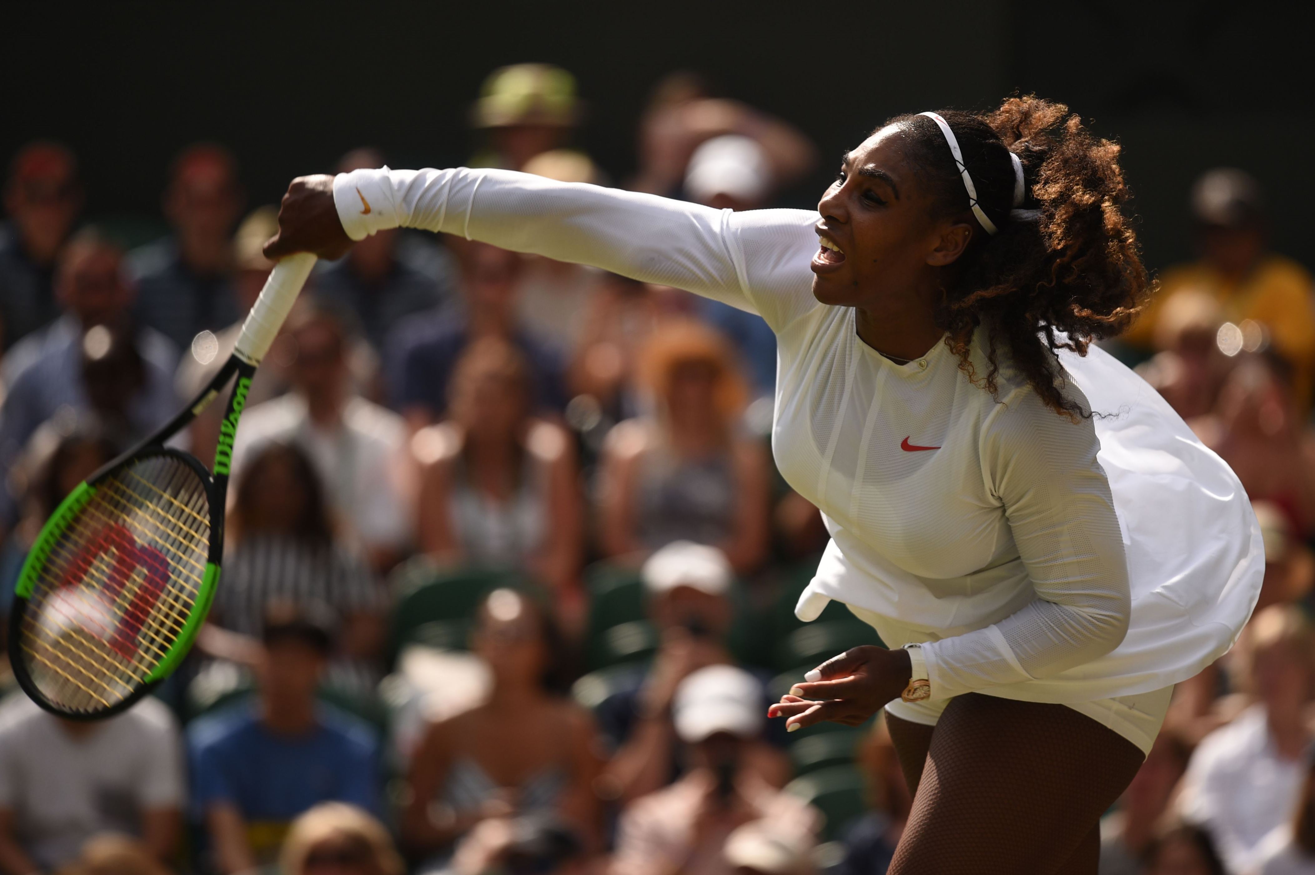 Serena nears form, reaches Wimbledon