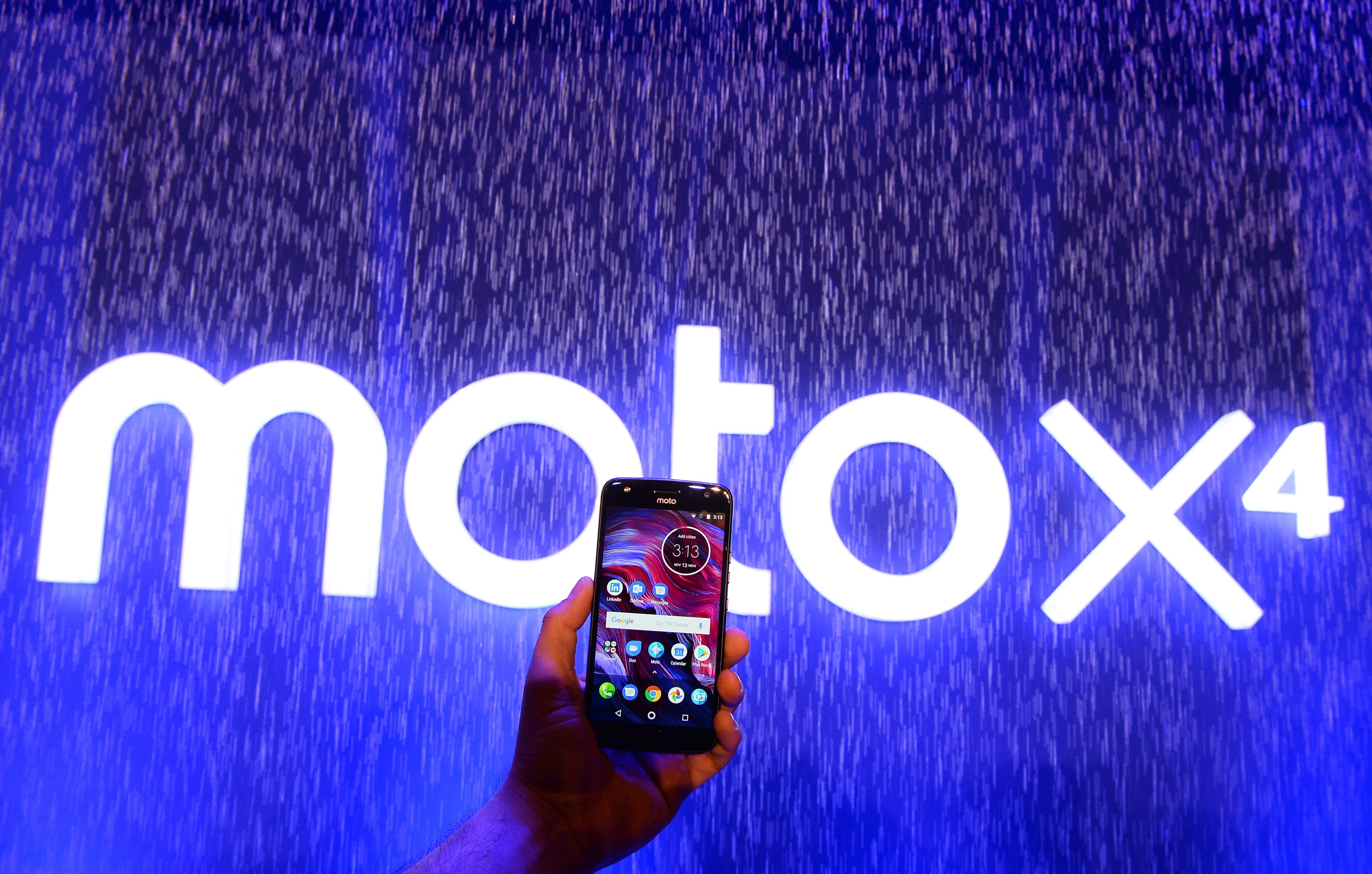 Motorola handset unveiled