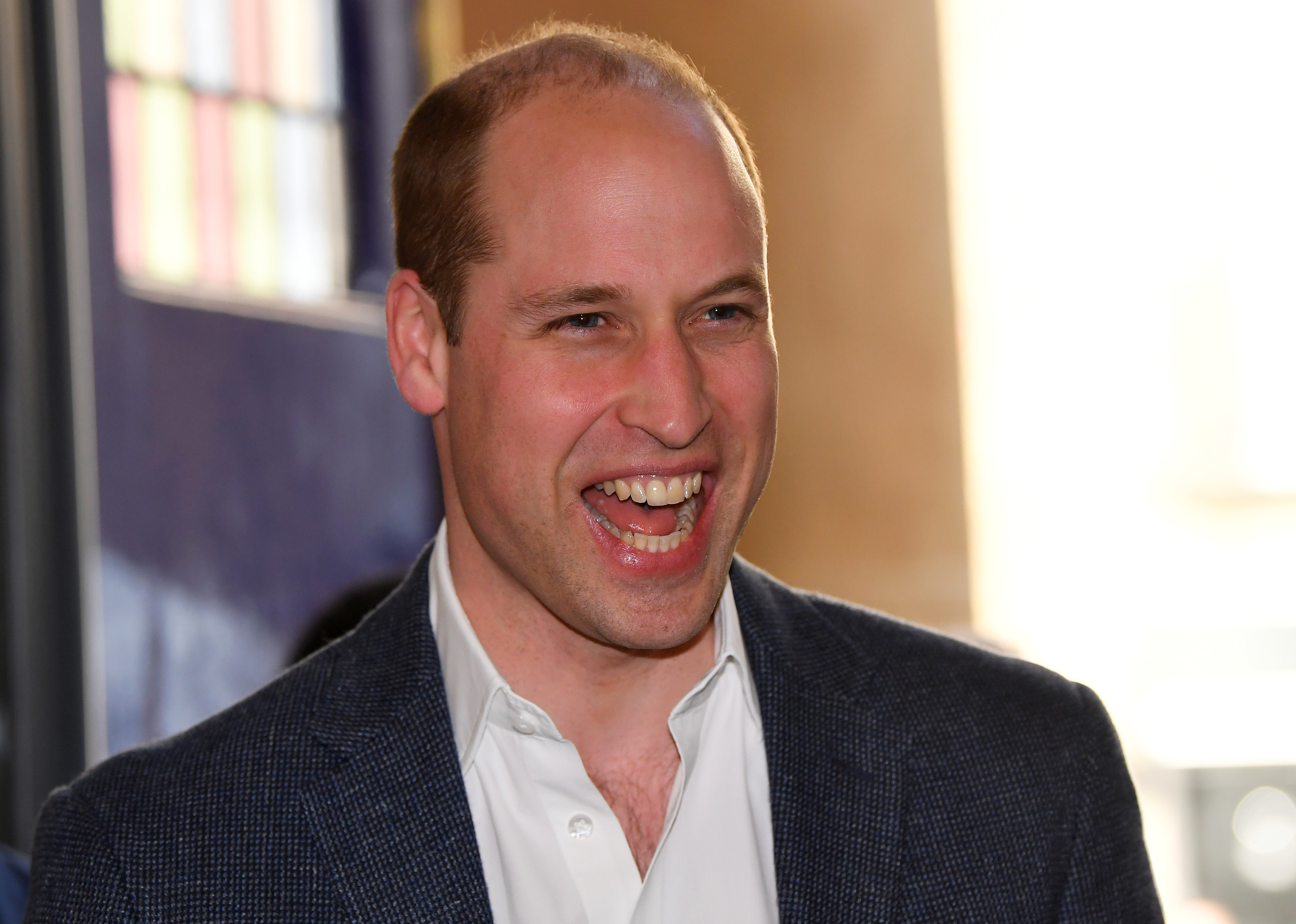 Watch Prince William make frappuccino