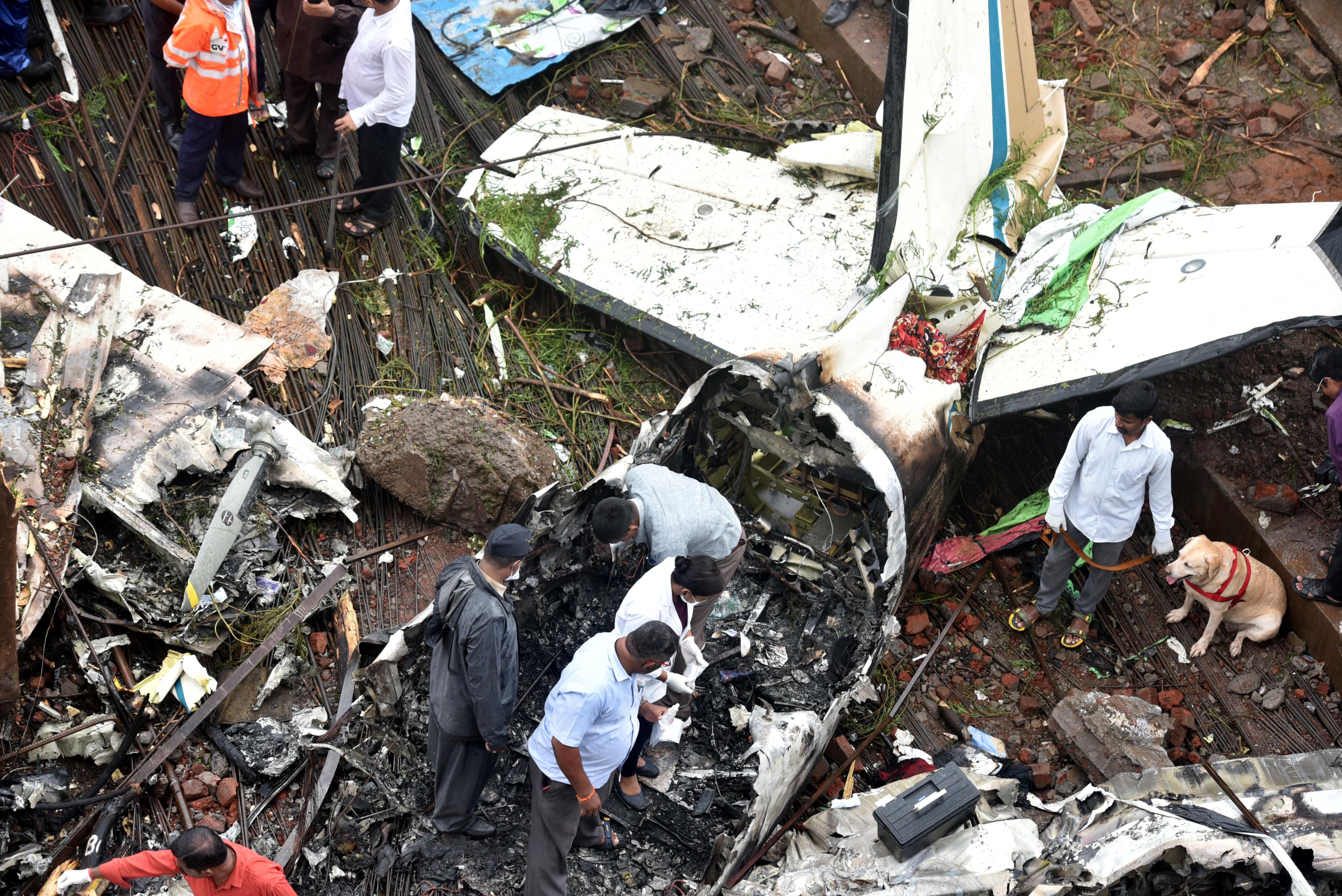 Watch fresh footage plane crash