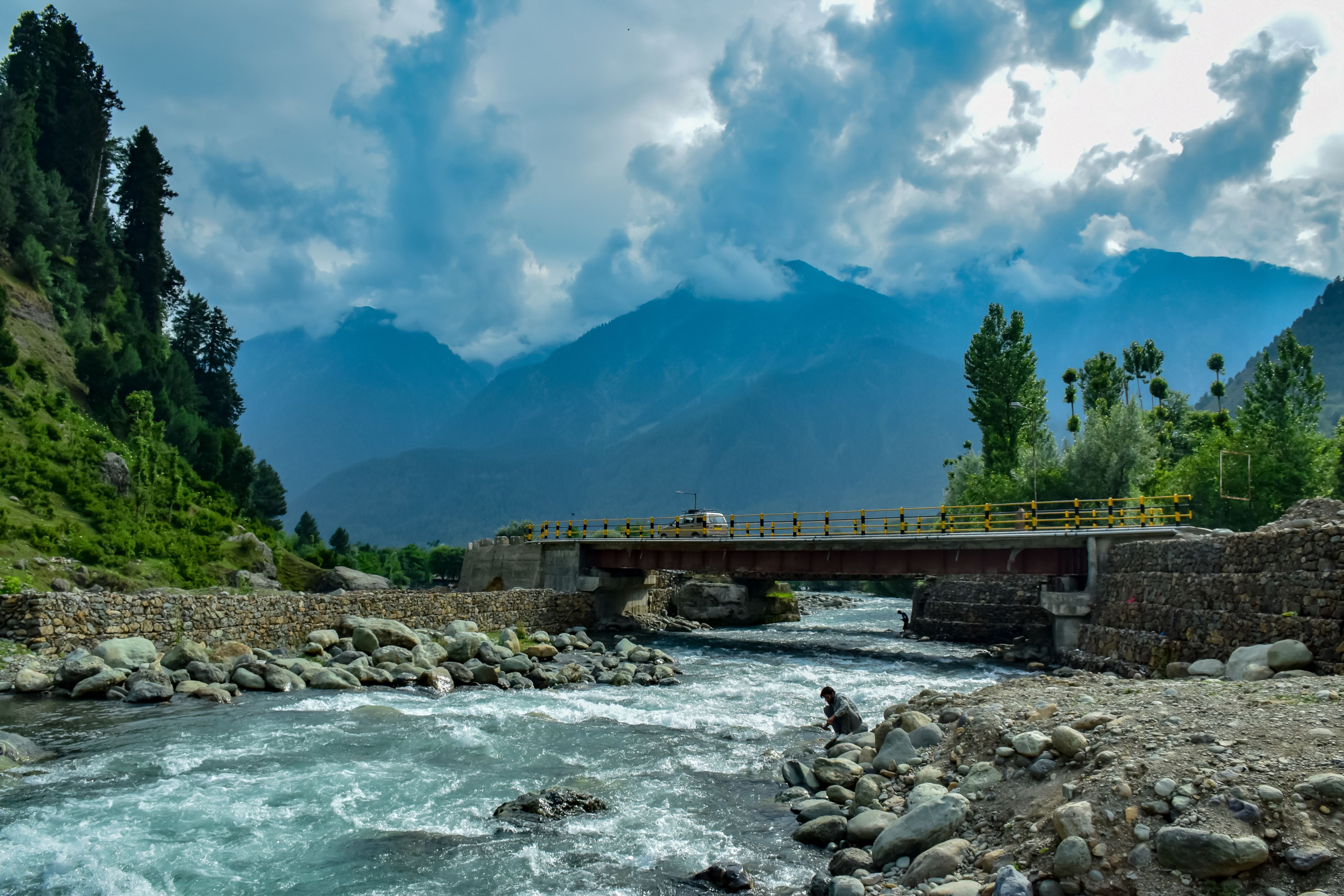 Amarnath Yatra resumes