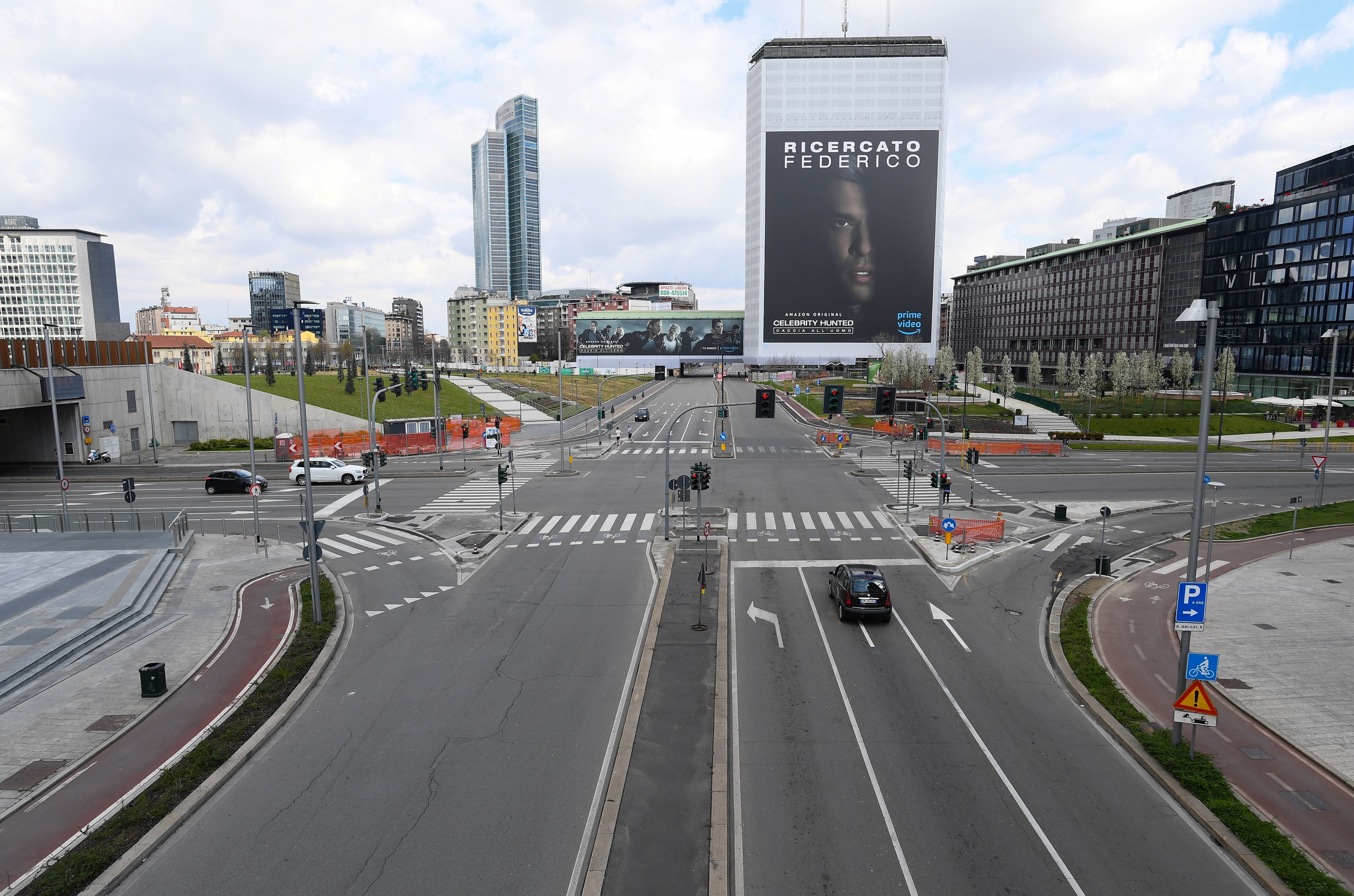 الشريحة 14 من 33