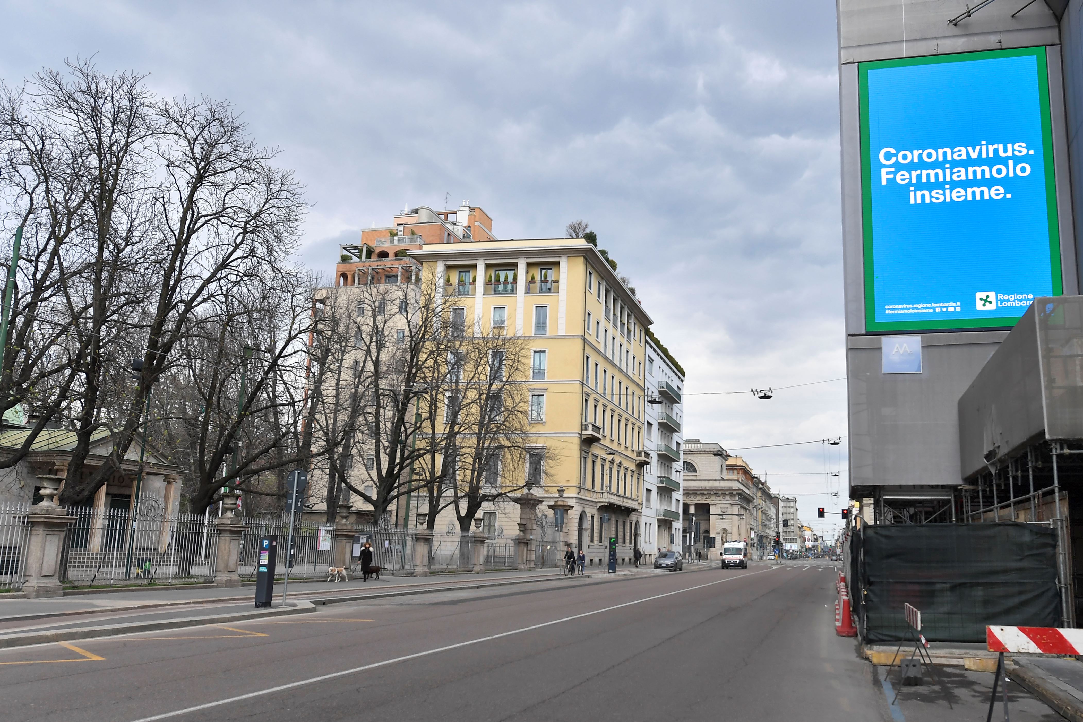 الشريحة 23 من 33