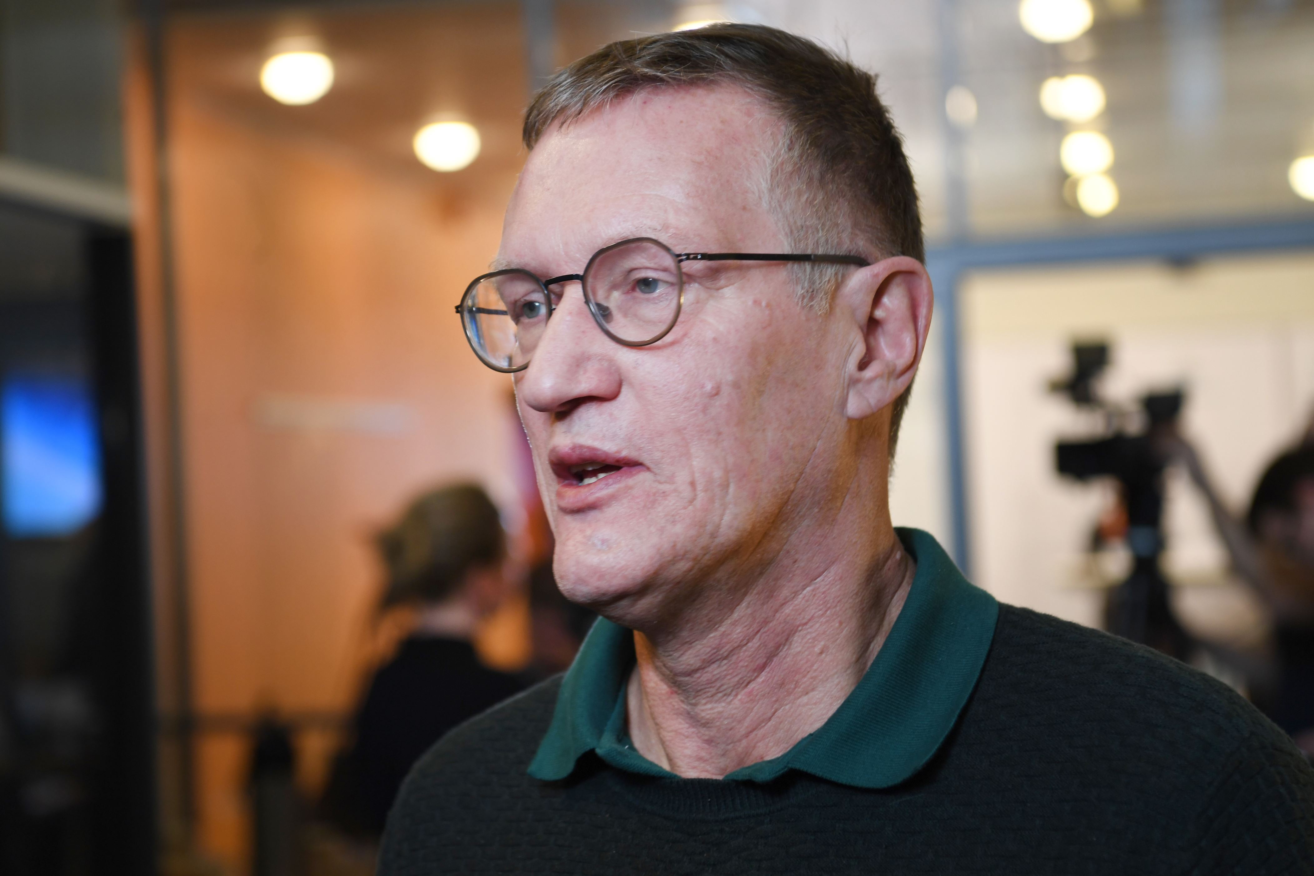 Tegnell kritisk till allvenska klubbarnas coronamål