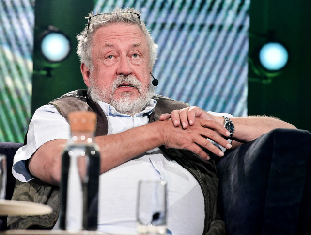 GW: Jag använder ”burner”-telefoner för känsliga ärenden