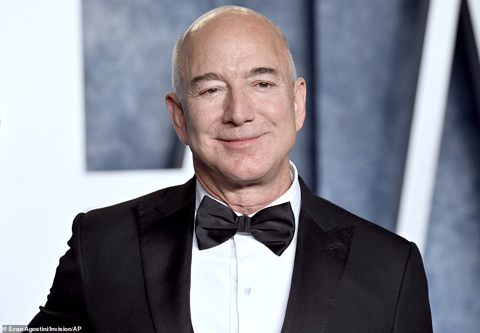 How Jeff Bezos Built His B Fortune And Became World S Richest Man