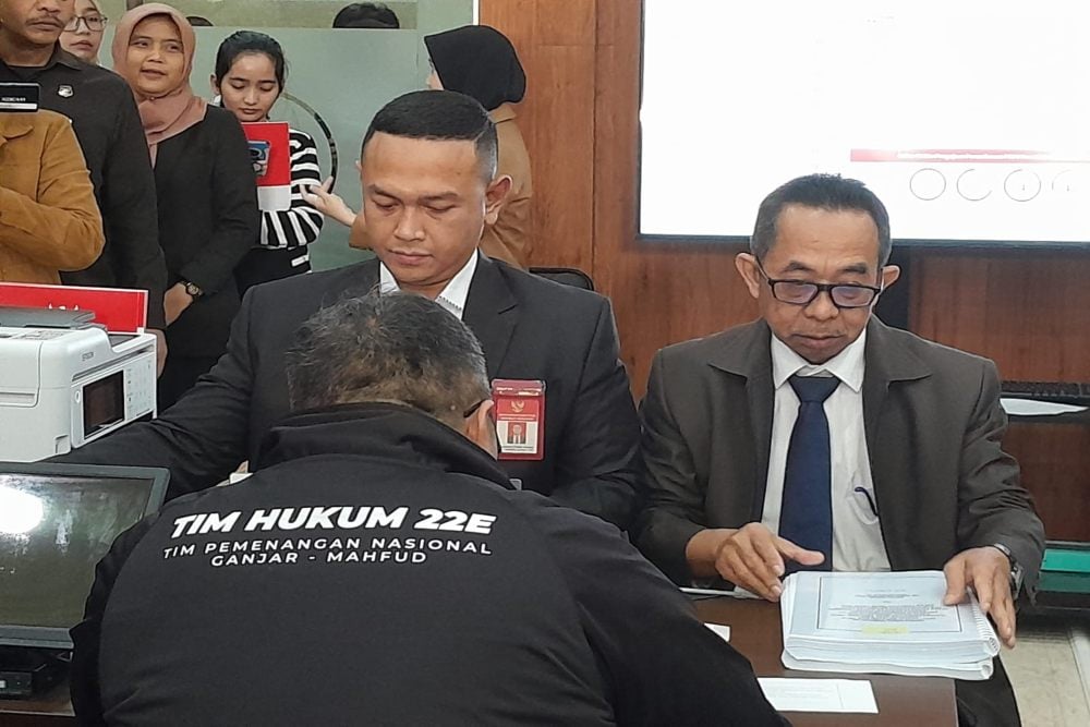 TKN Ganjar Mahfud Tiba Di MK Gugat Hasil Pilpres Ke MK