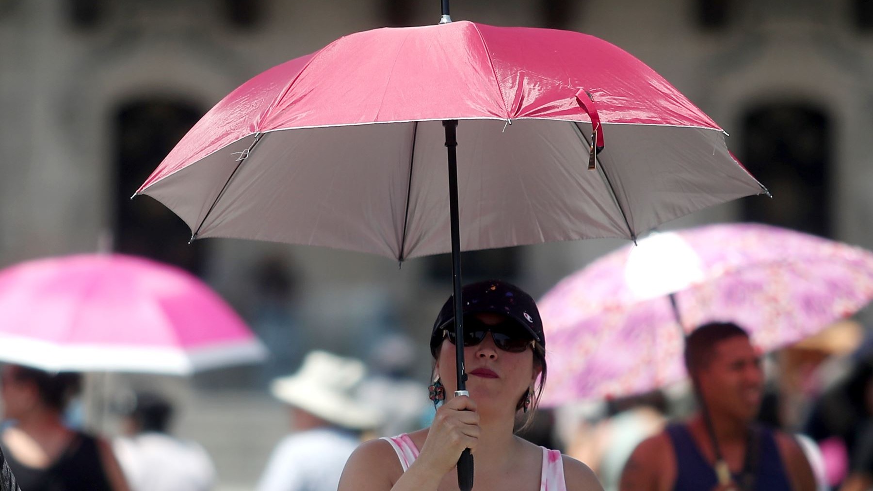 Altas temperaturas en Lima Senamhi respondió si en abril seguirá