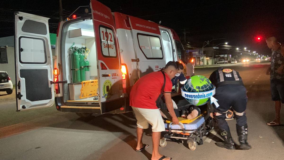 Urgente Carro Faz Convers O Proibida E Causa Grave Acidente