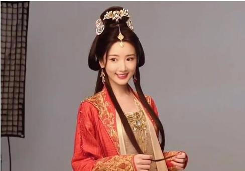 《庆余年2》首播！36岁毛晓彤出演北齐公主，不愧为“最美公主”