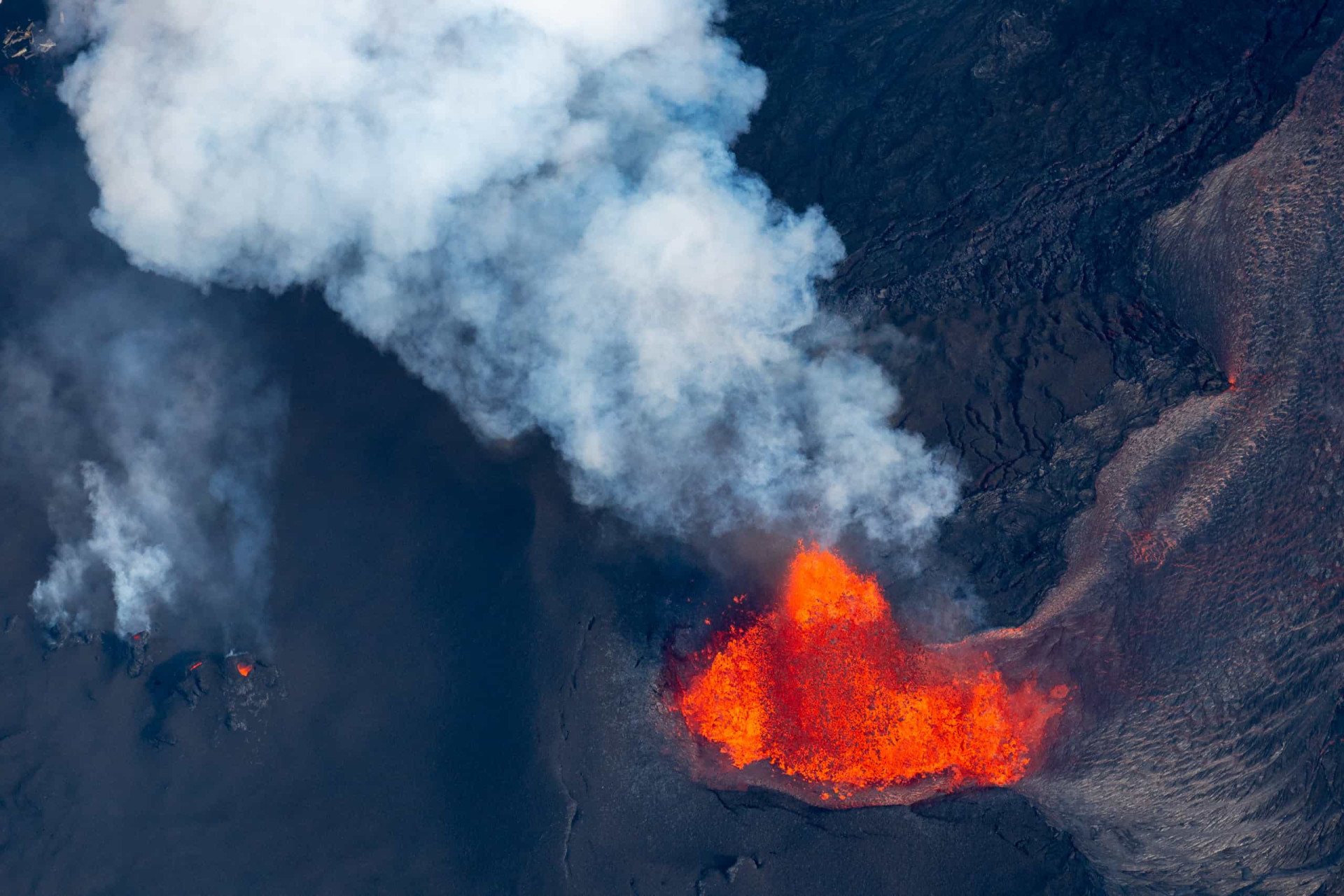 Vulkanausbruch Auf Hawaii Der Kilauea Spuckt Wieder Lava