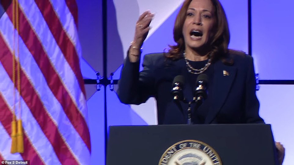 Kamala Harris Lashes Out At Heckler At Detroit Dinner With Octavia