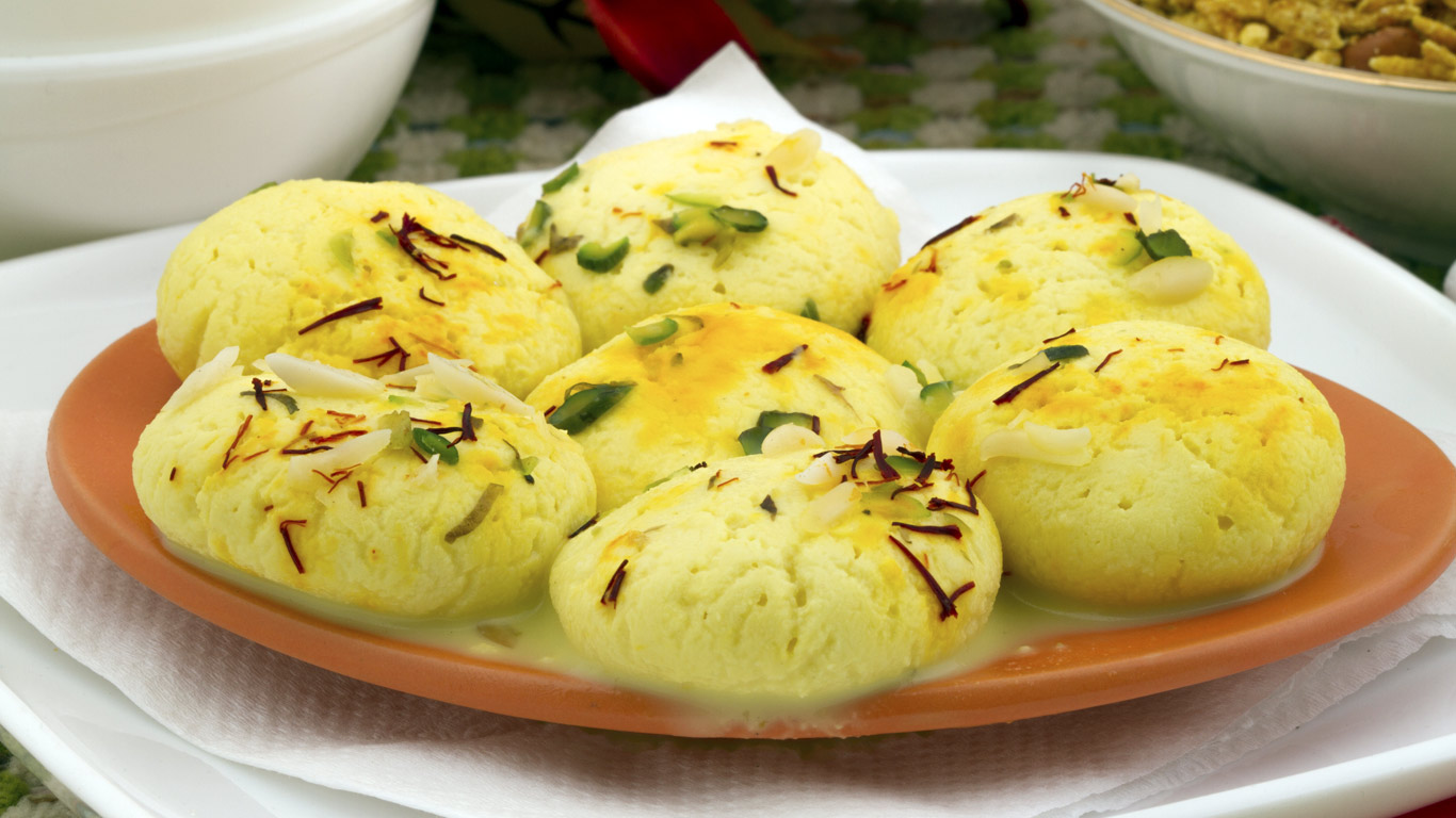 must-try Indian snacks & sweet