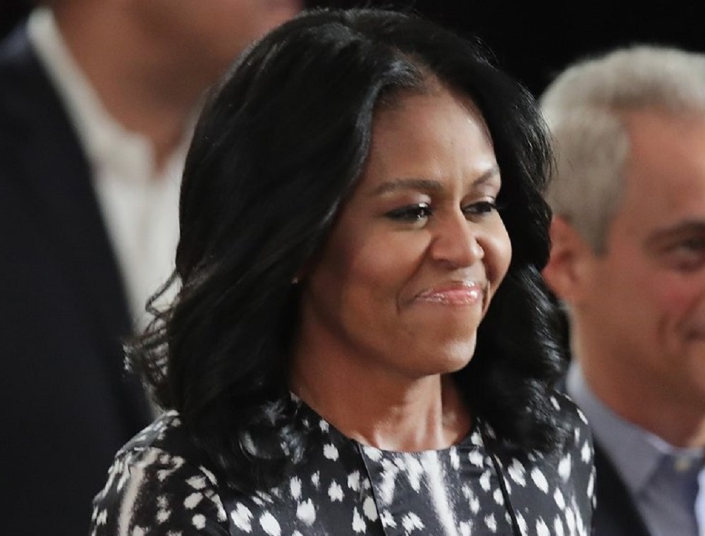 Michelle Obama turns heads black