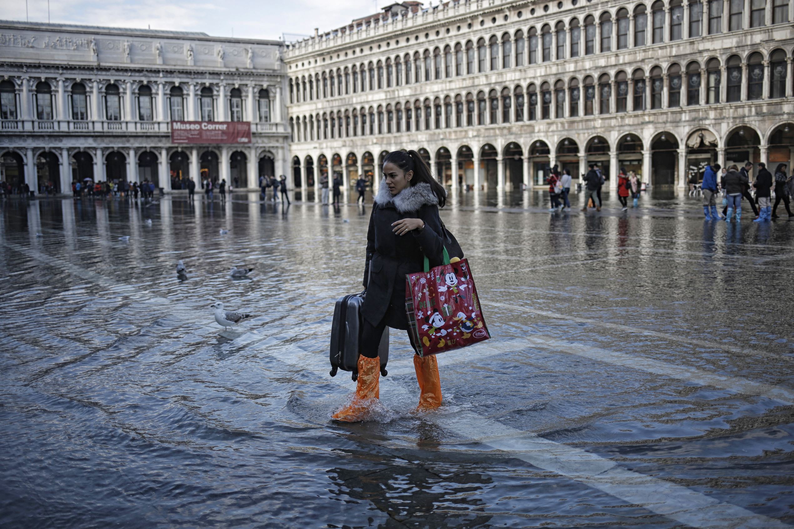 Sinking cities around world