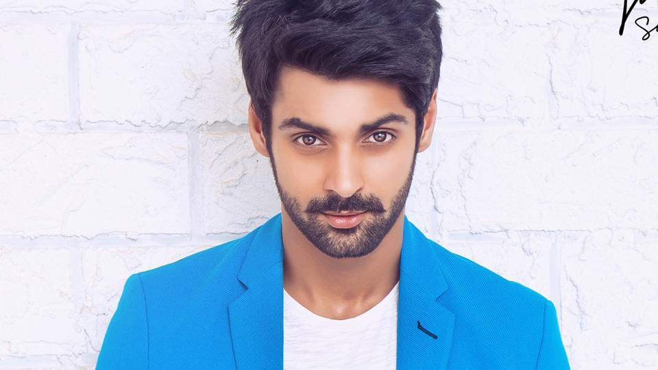 'Indian Idol' host Karan Wahi