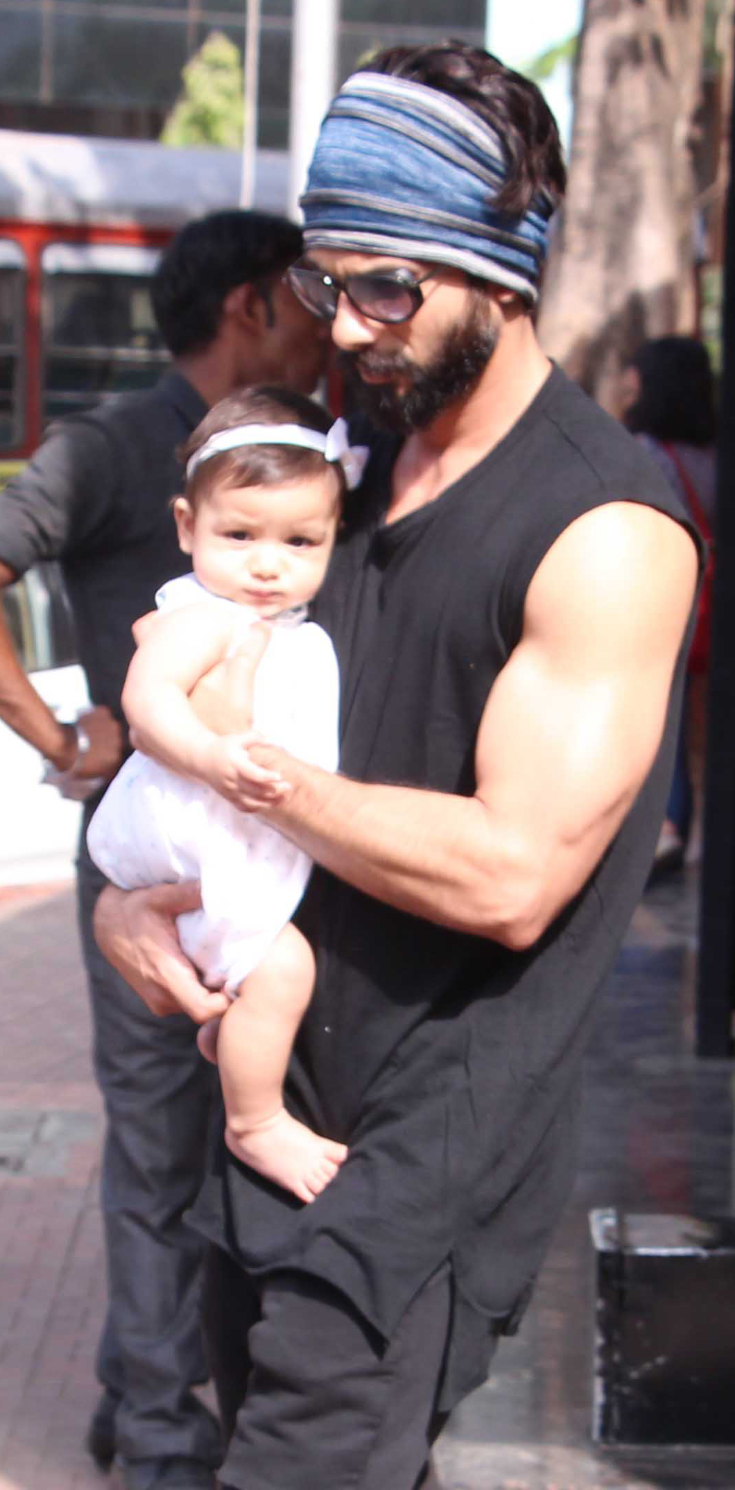 pics: Misha Shahid reunited