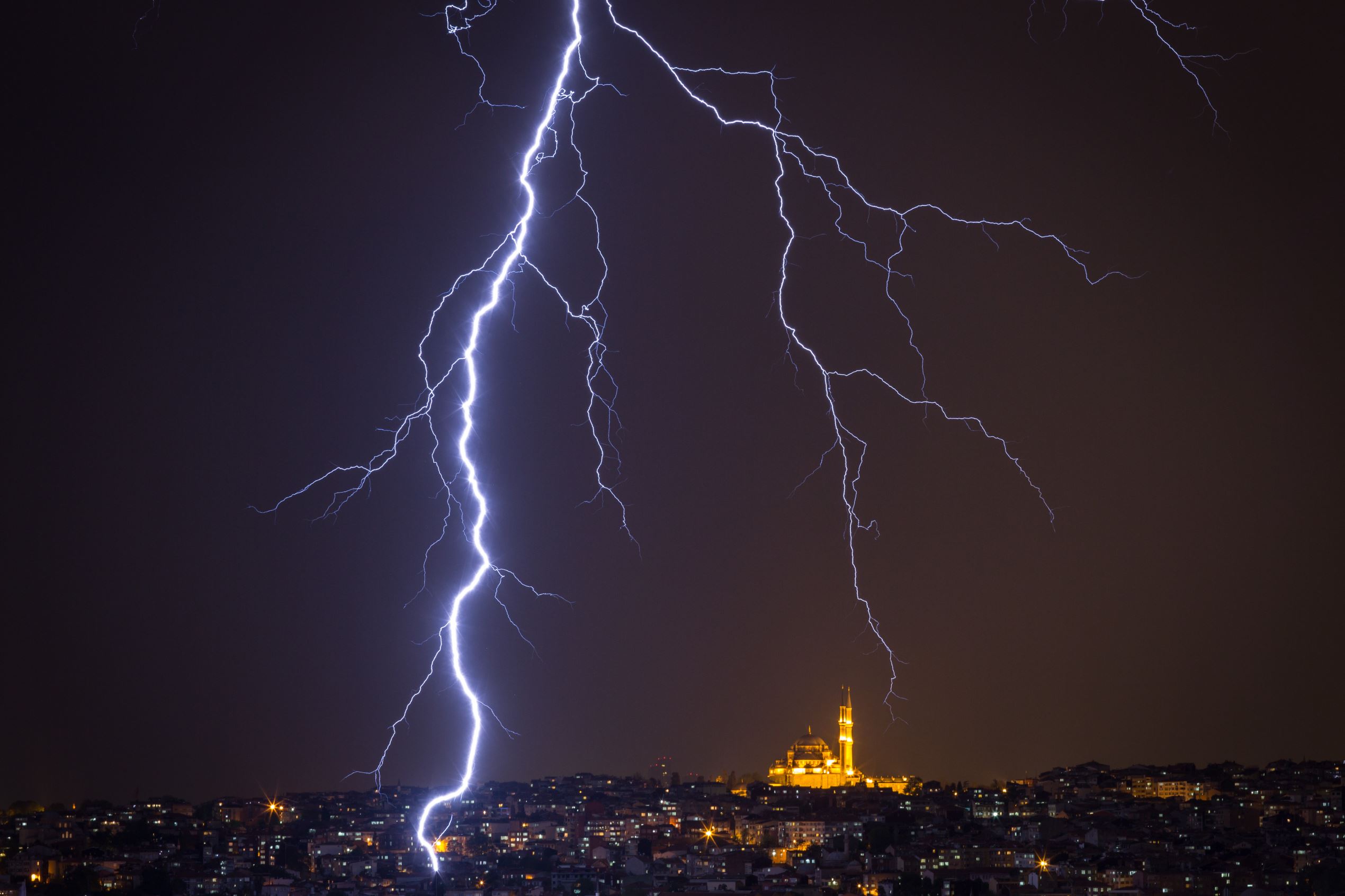 Weather pictures month: 2017
