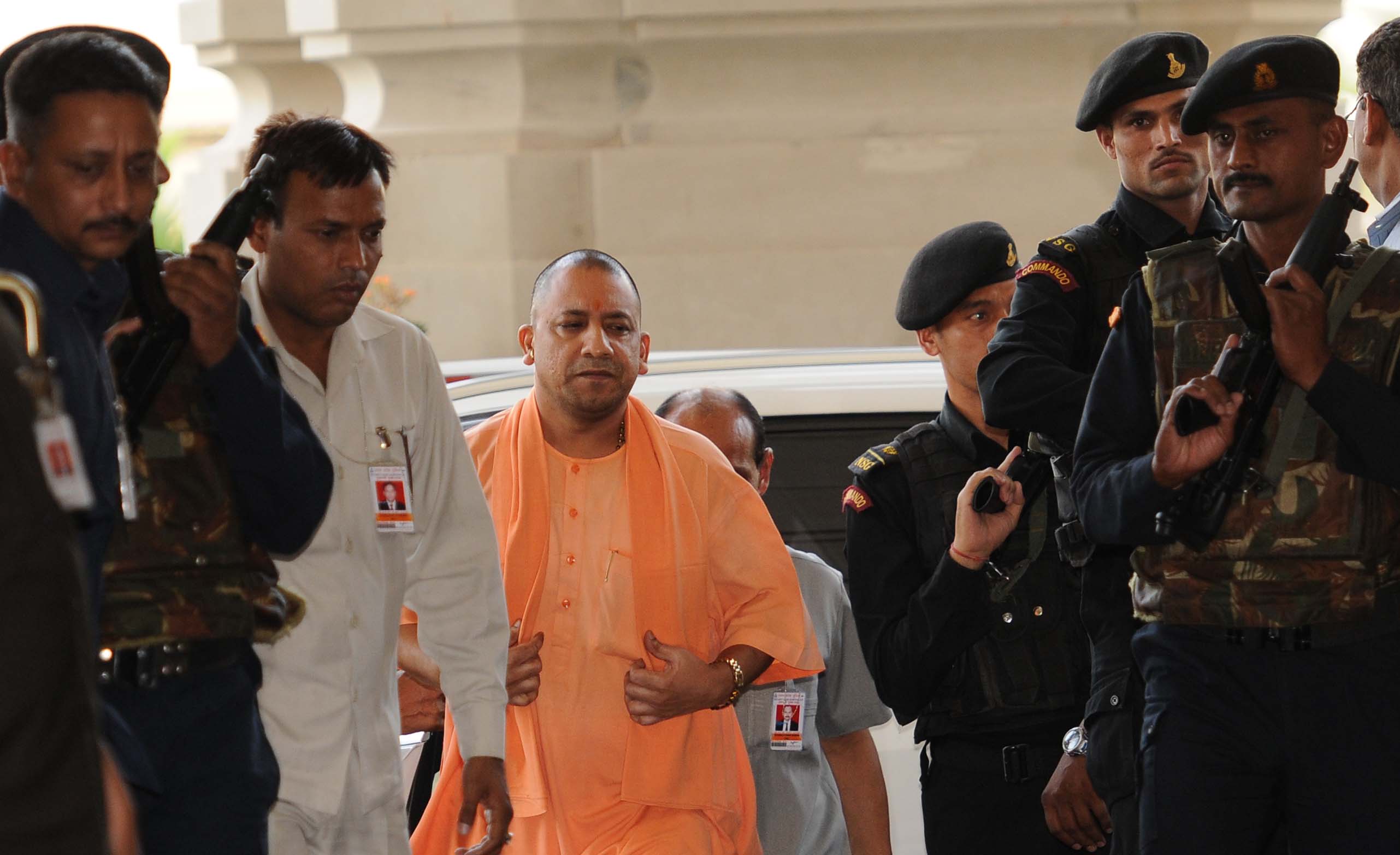Yogi Adityanath visit Ayodhya, pray