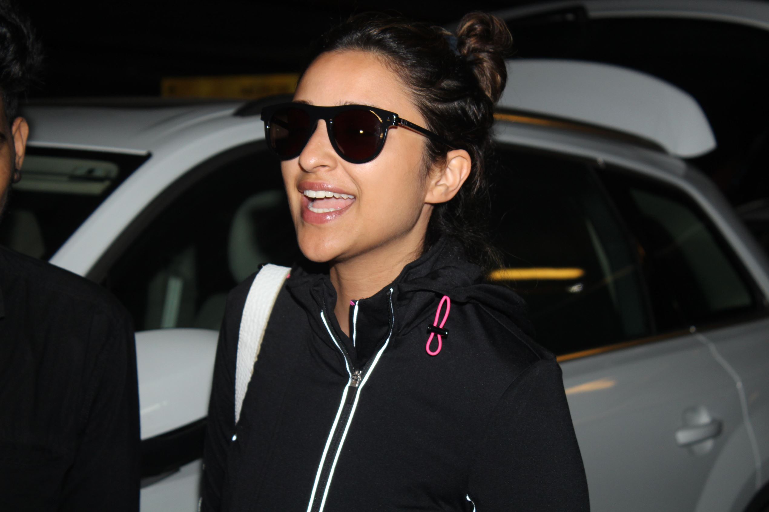 Celebrity airport spotting