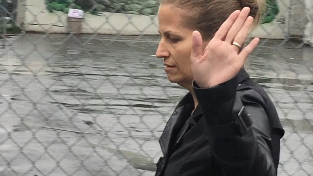 Opinion: Karla Homolka should hounded