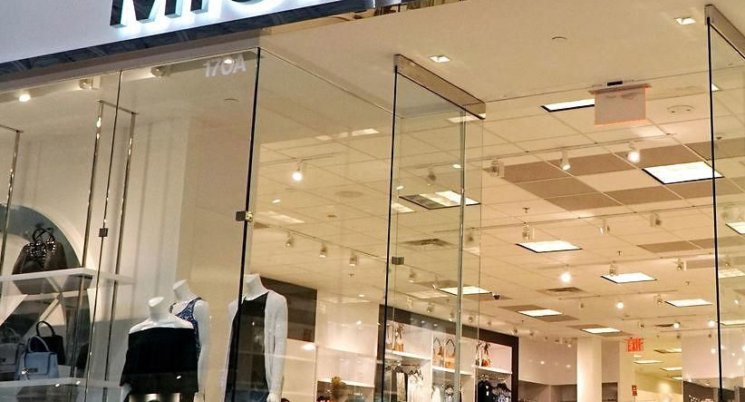 Kوmpe modebrand lukker over butikker
