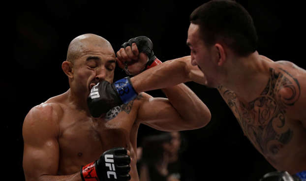 Holloway estraga festa brasileira, nocauteia Aldo e unifica cinturão do UFC