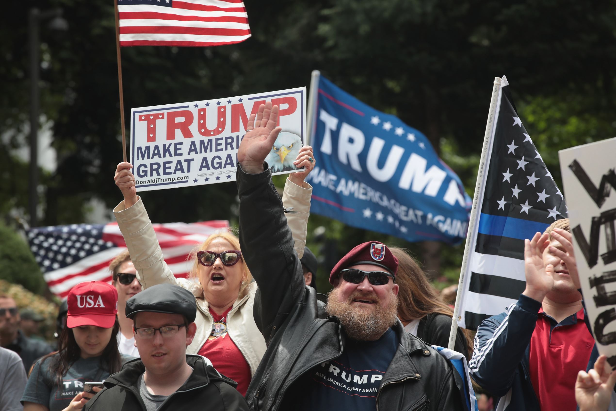 Trump supporters confront counter-protests Portland