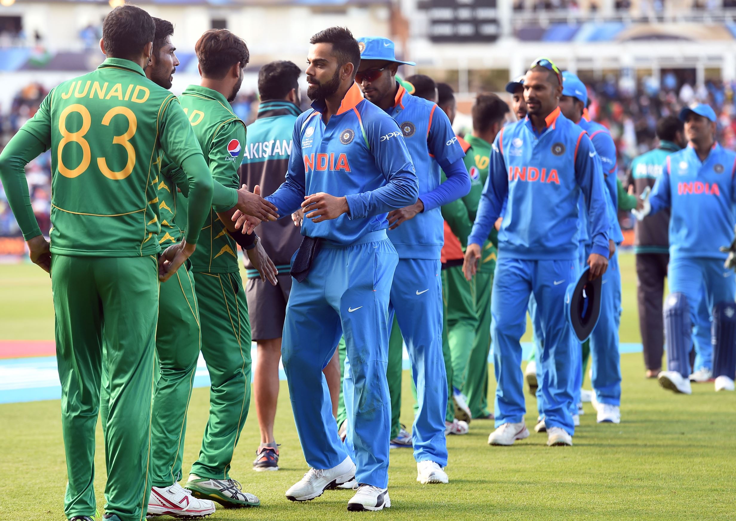 Kohli hails India's 'complete performance'