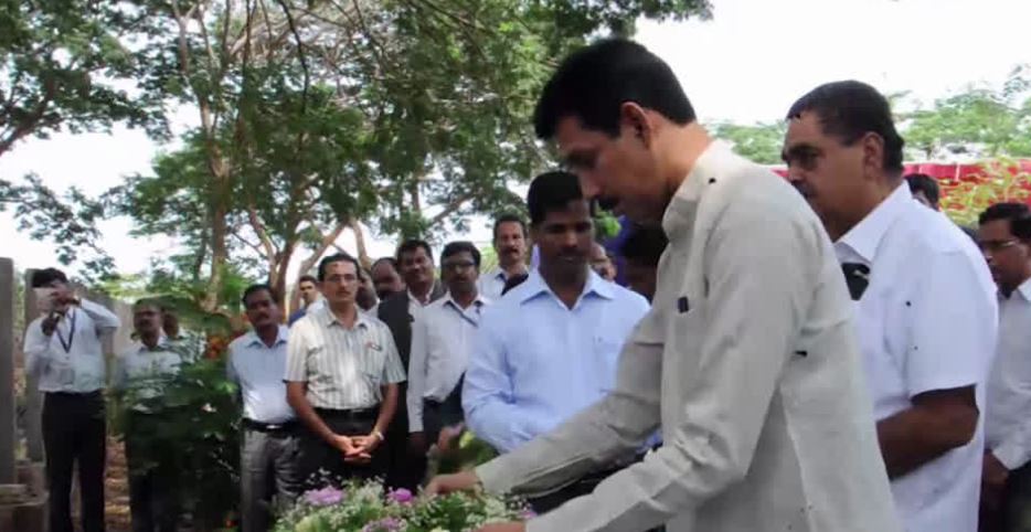 Mangaluru pays tribute victims ill-fated