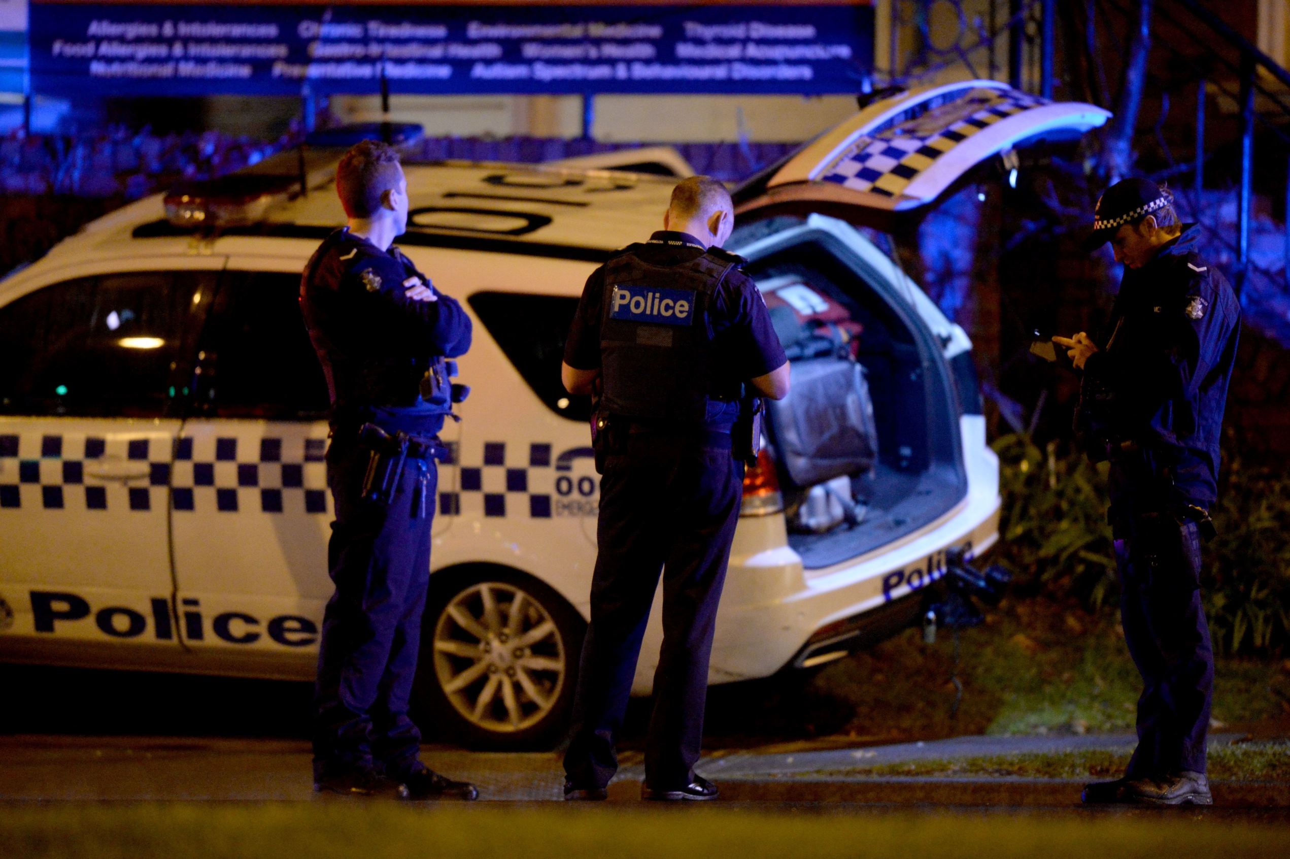 Australia police shoot hostage taker
