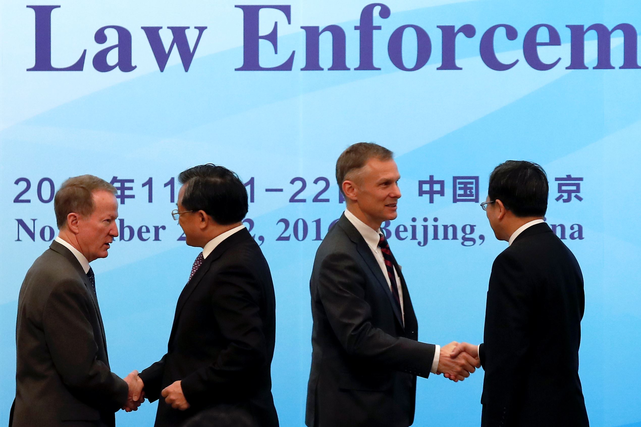 U.S. diplomat China quits over