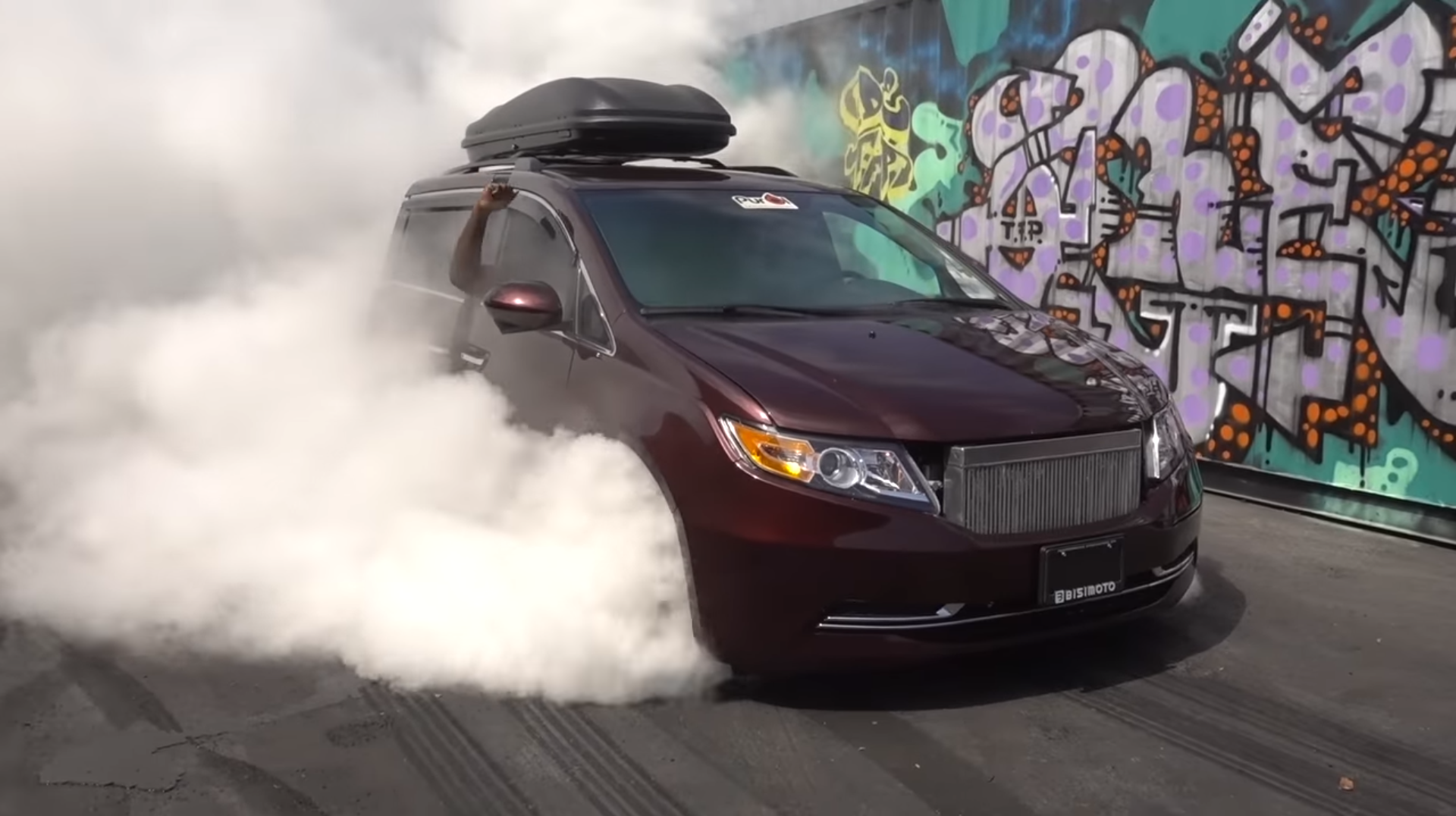 This crazy Honda Odyssey minivan