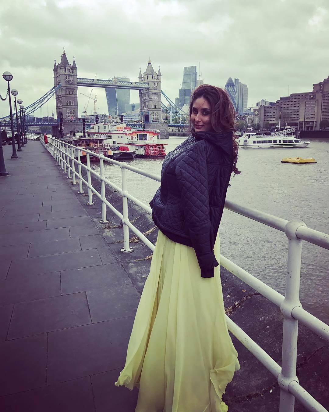 Hereâ€™s peek into Bollywood stars'