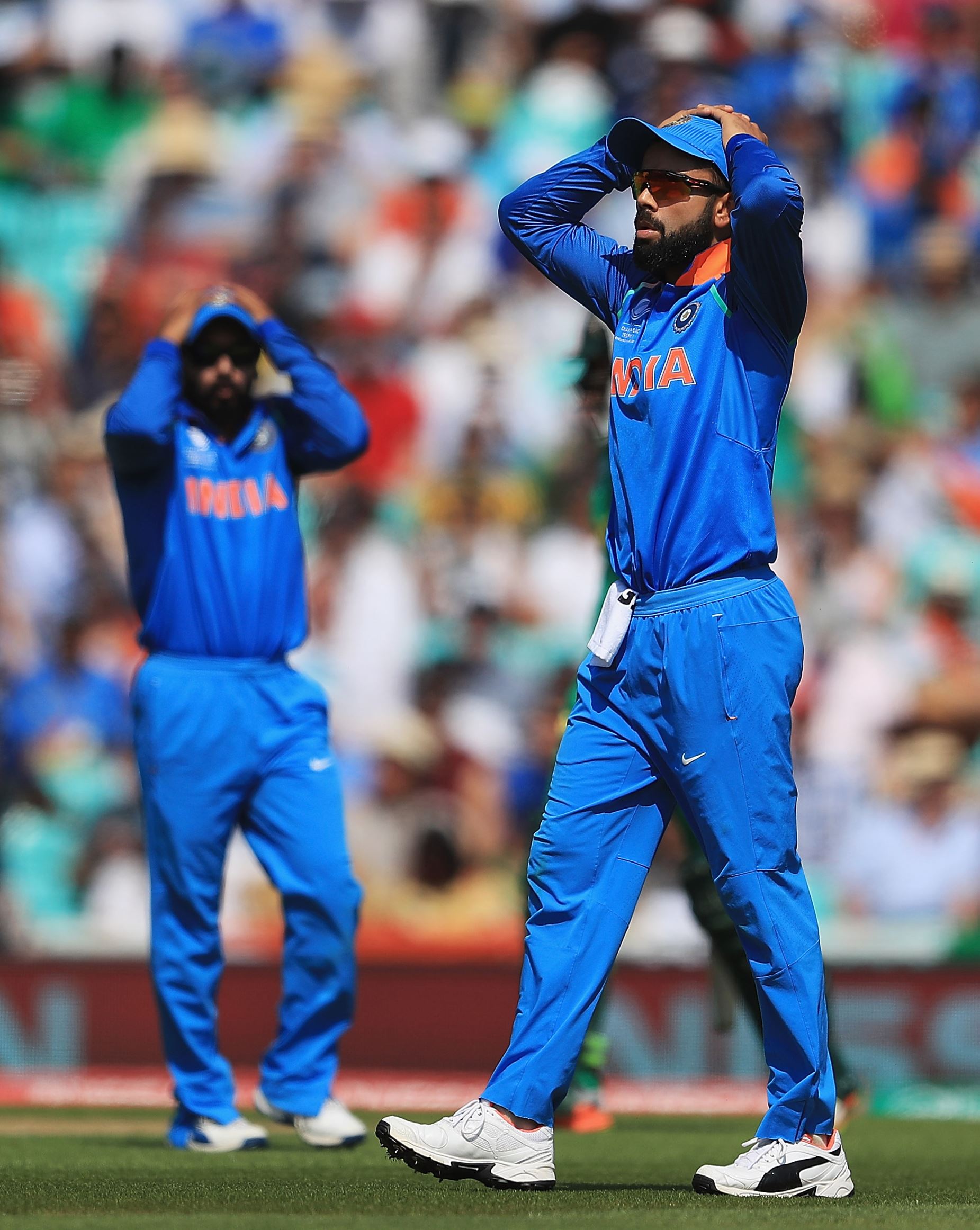 Harsh Goenka mocks Team India