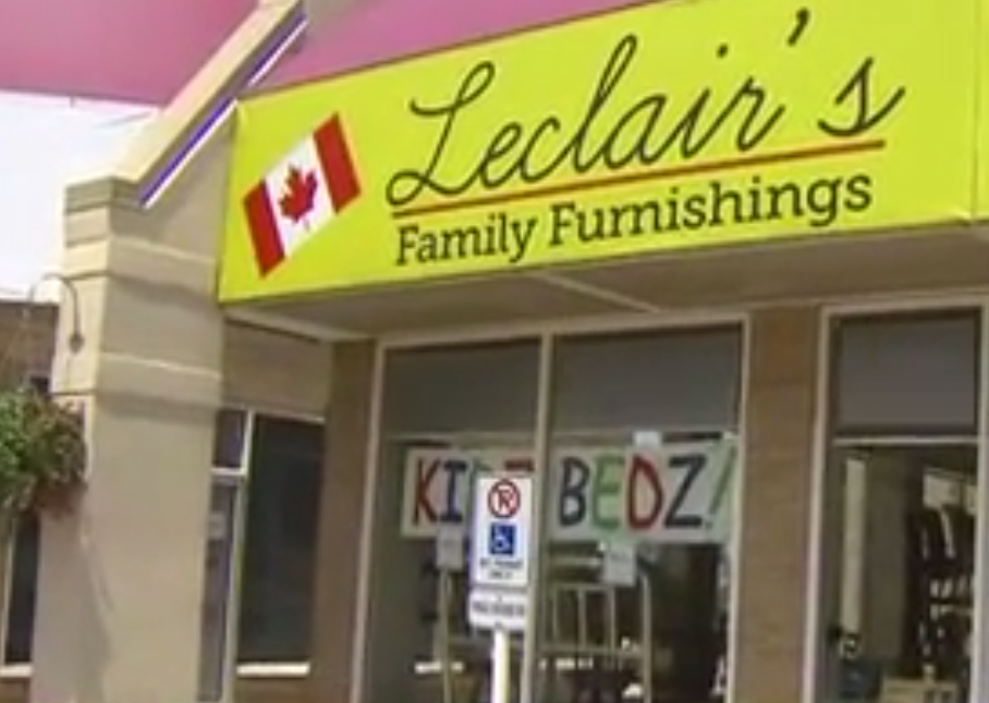 Families allegedly cheated thousands furniture