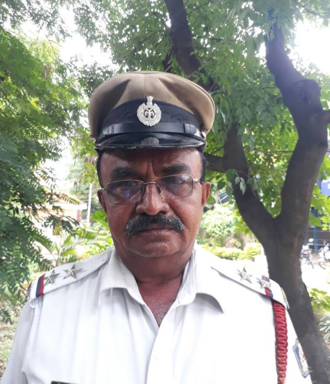 Traffic stops President's convoy Bengaluru,