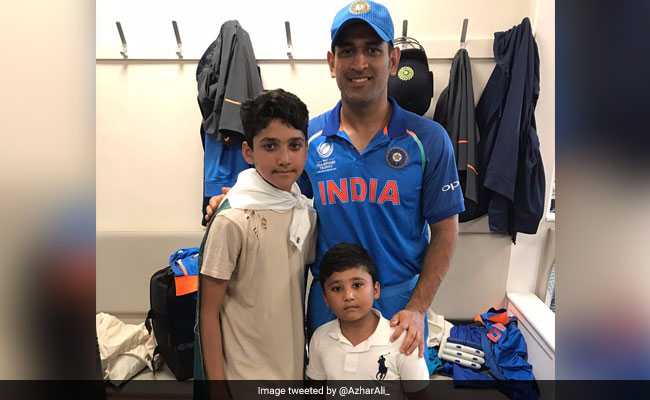 cricketer's Twitter post Virat, Dhoni