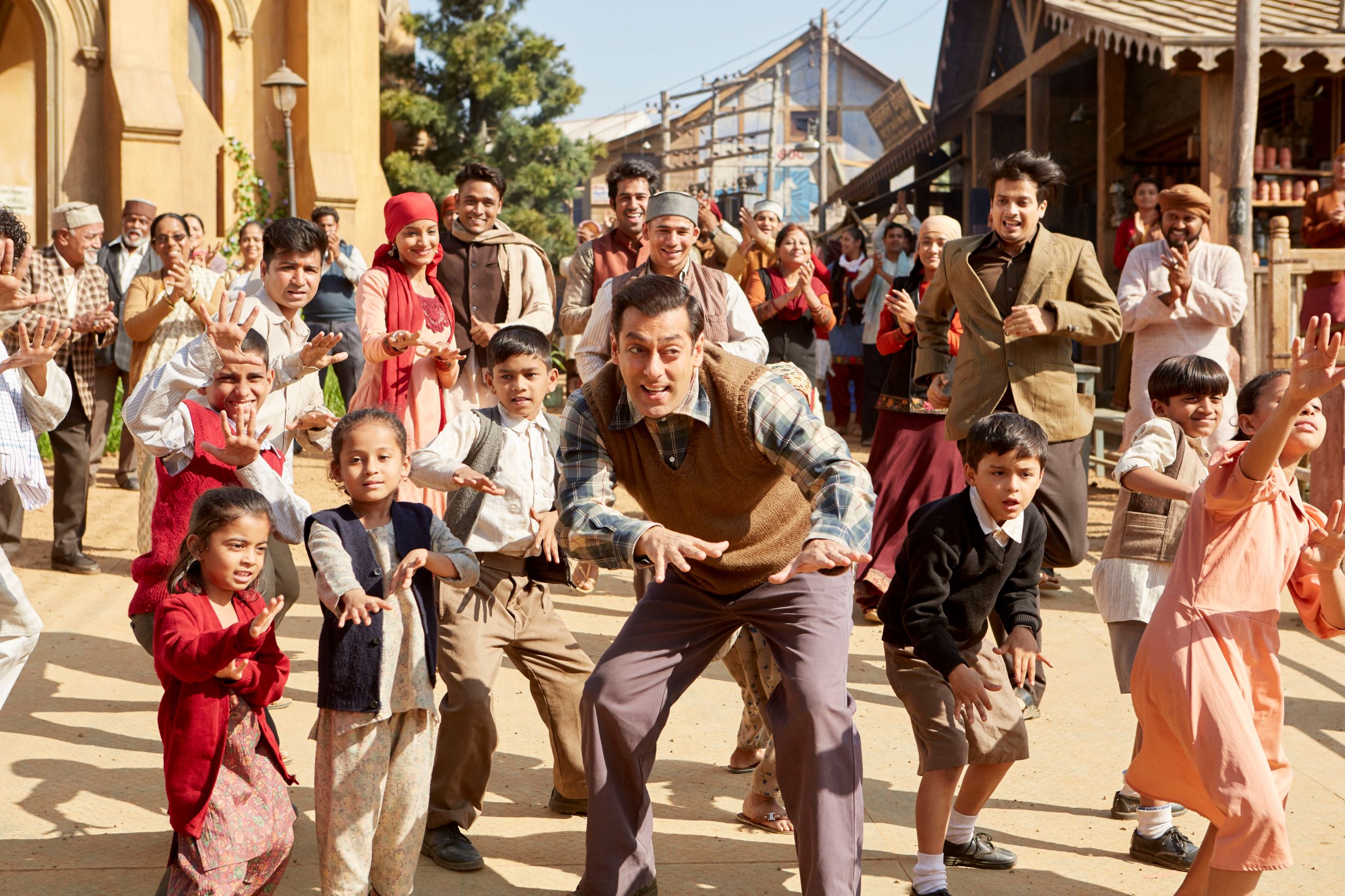 Salman Khan back with 'Tubelight'