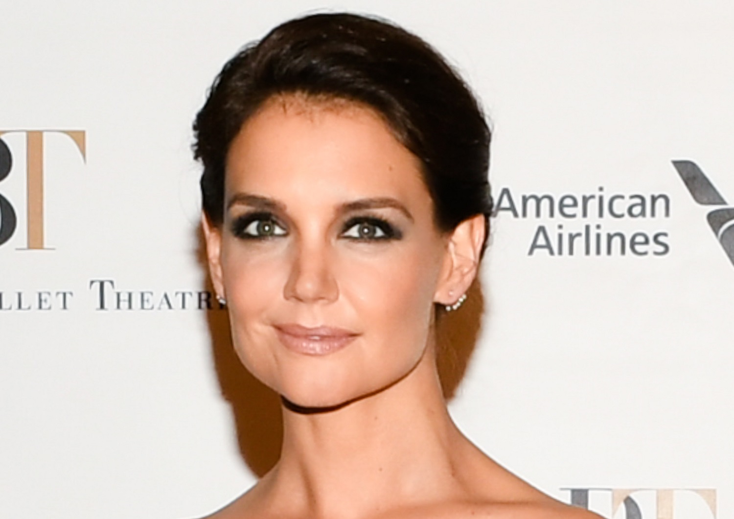 Katie Holmes looks sensational with