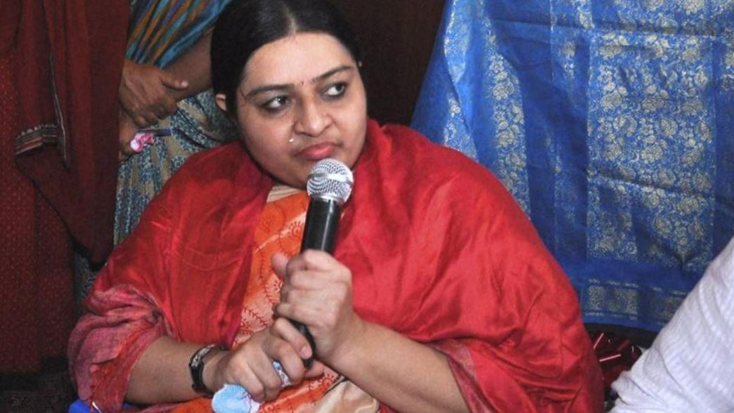 Deepa Jayakumar stopped from entering