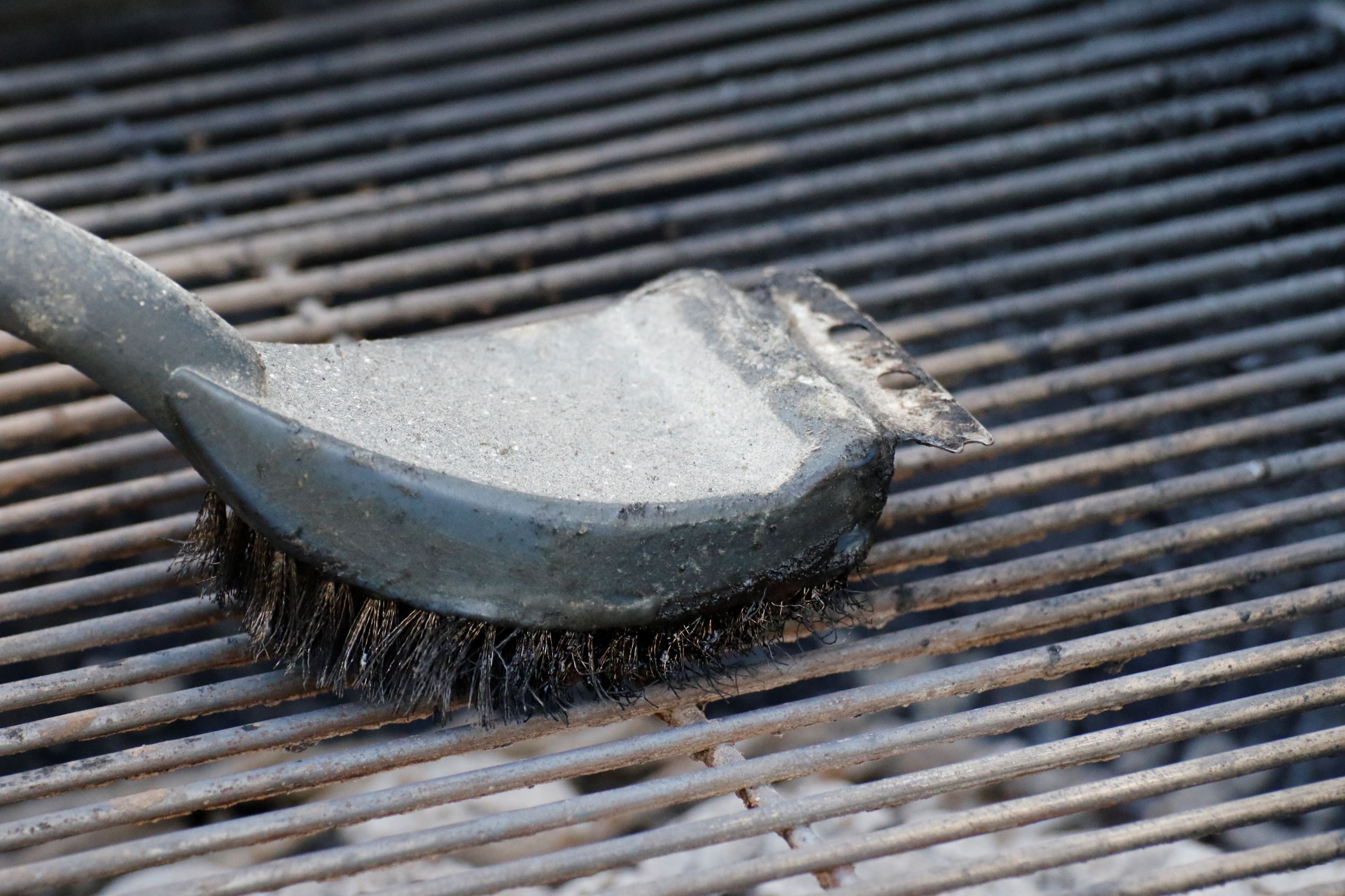 Man's terrifying warning about grill
