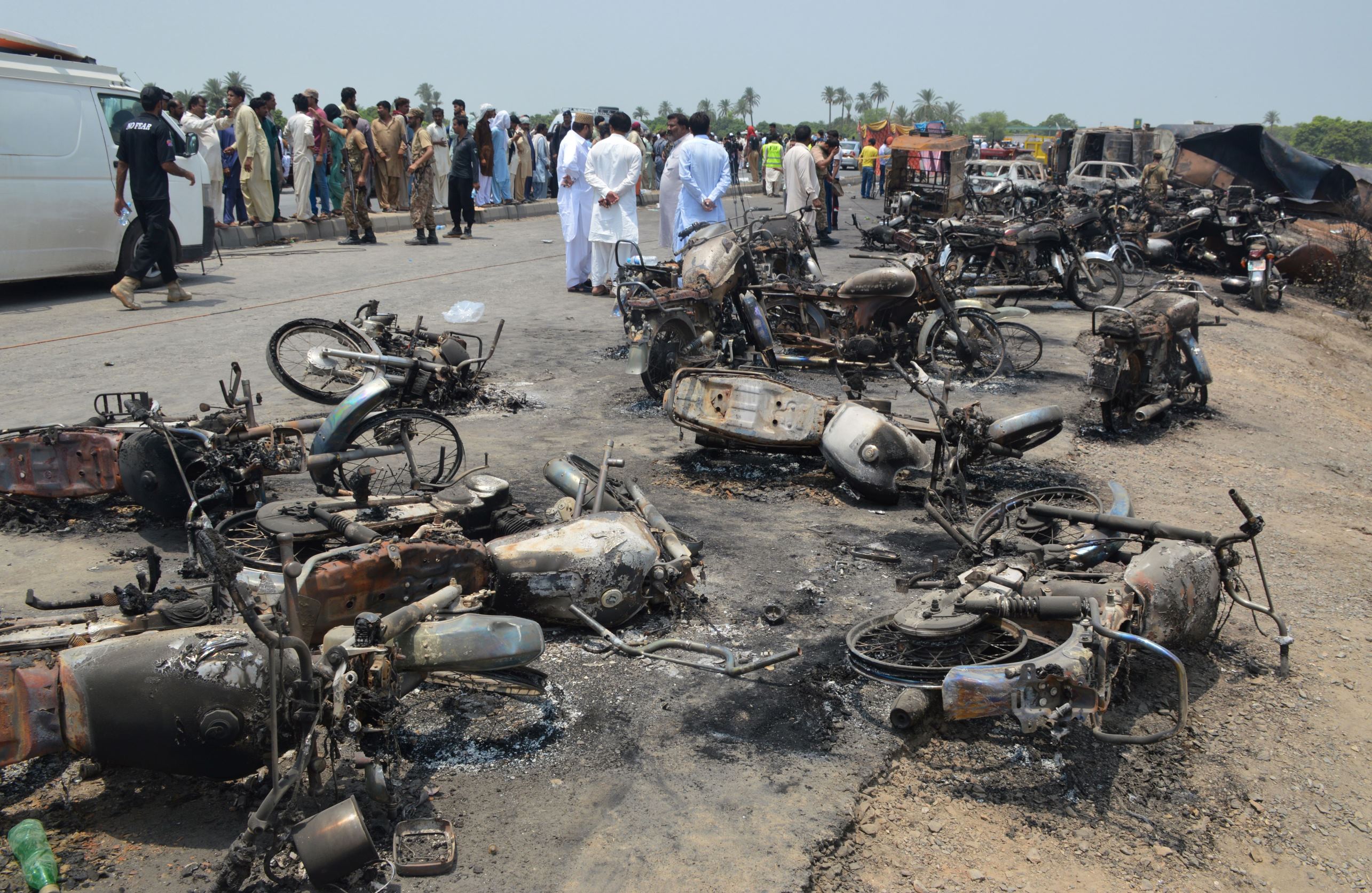 burnt death Pakistan